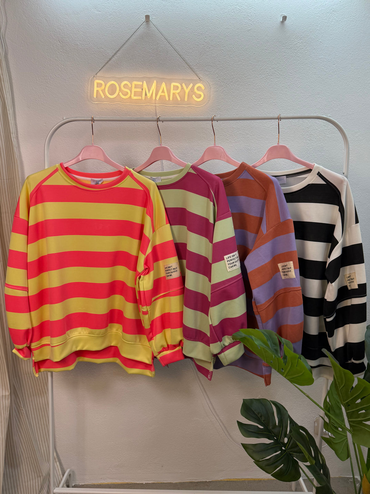 Color Crush Oversize-Pullover 🌈 - mit Streifen