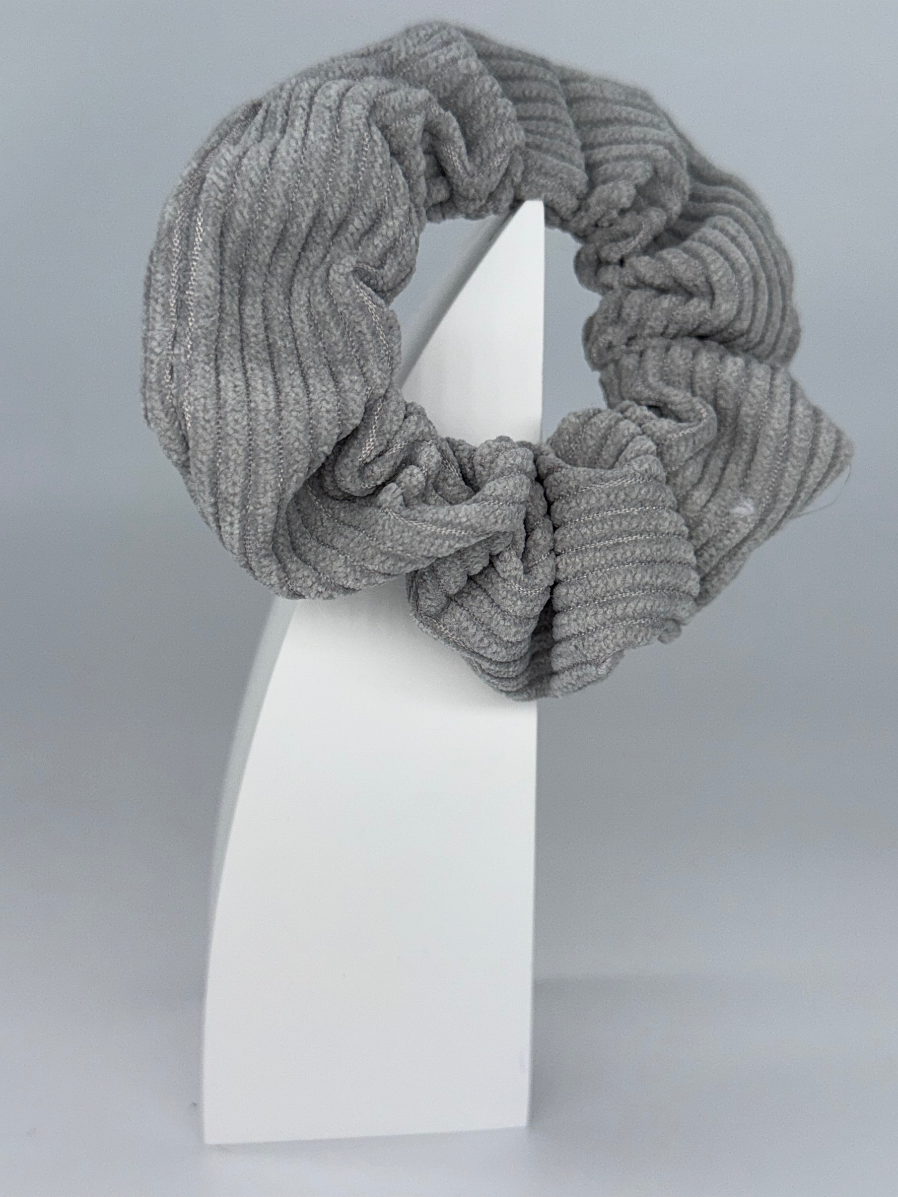 Scrunchie Streifen mit Struktur MIDI Size
