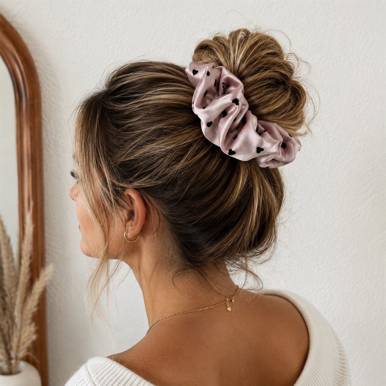 Scrunchie HEARTS - in Satin-Optik