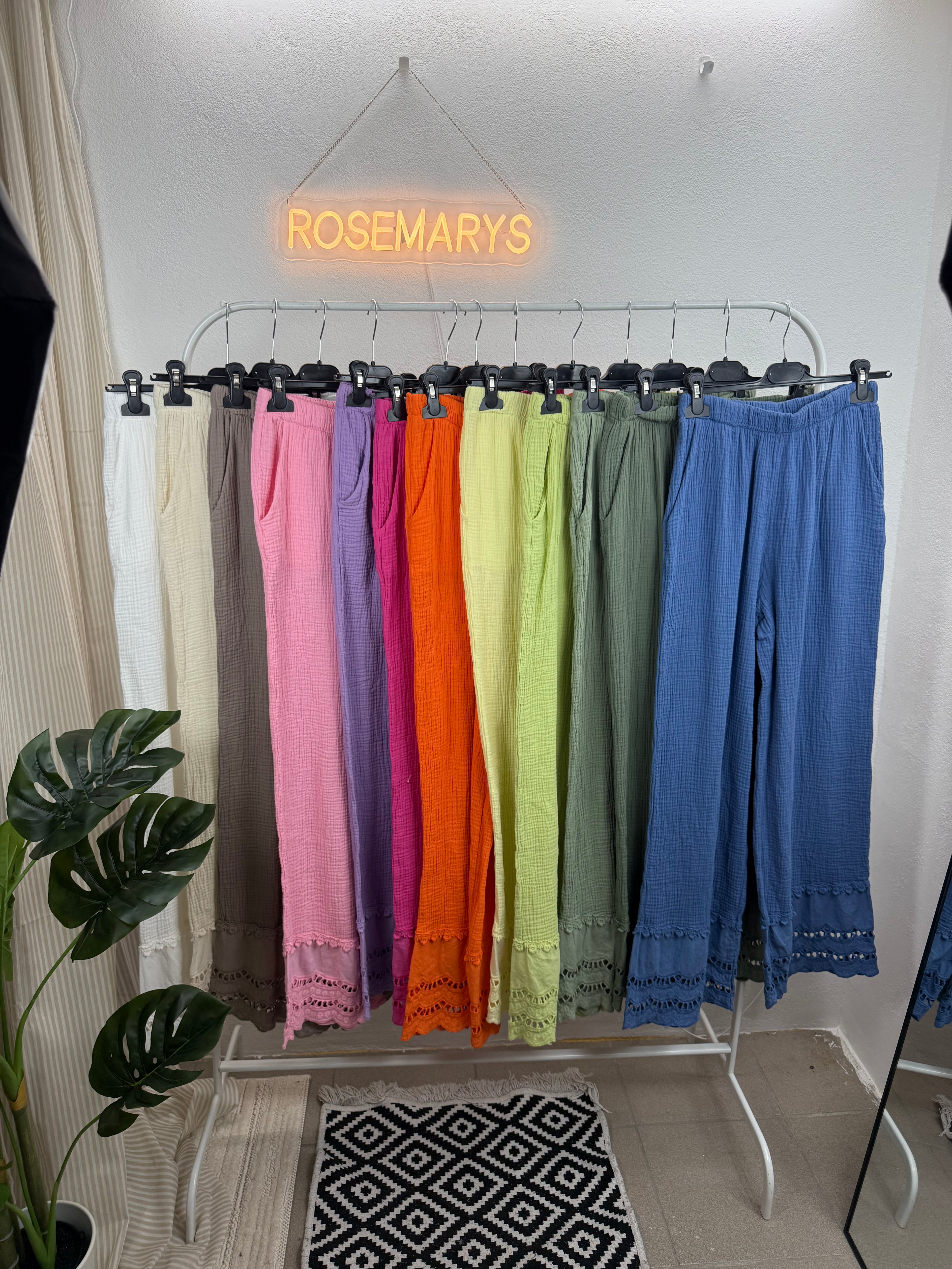 Musselinhose MARY - 100% Baumwolle mit Spitzendetail