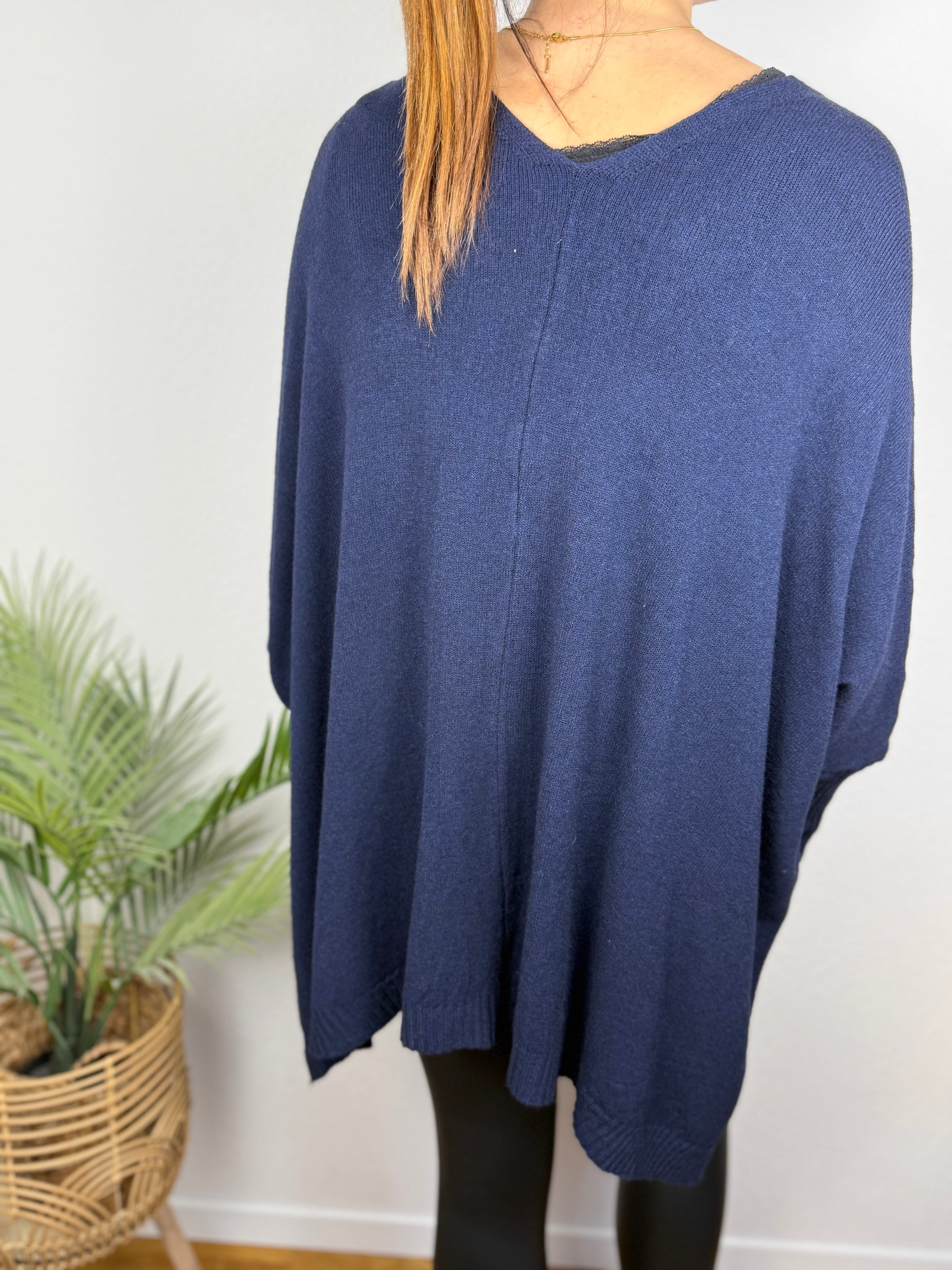 Ultra Oversize Strickjacke Elisa mit Knöpfen - butterweich dank Viskose (Kopie)