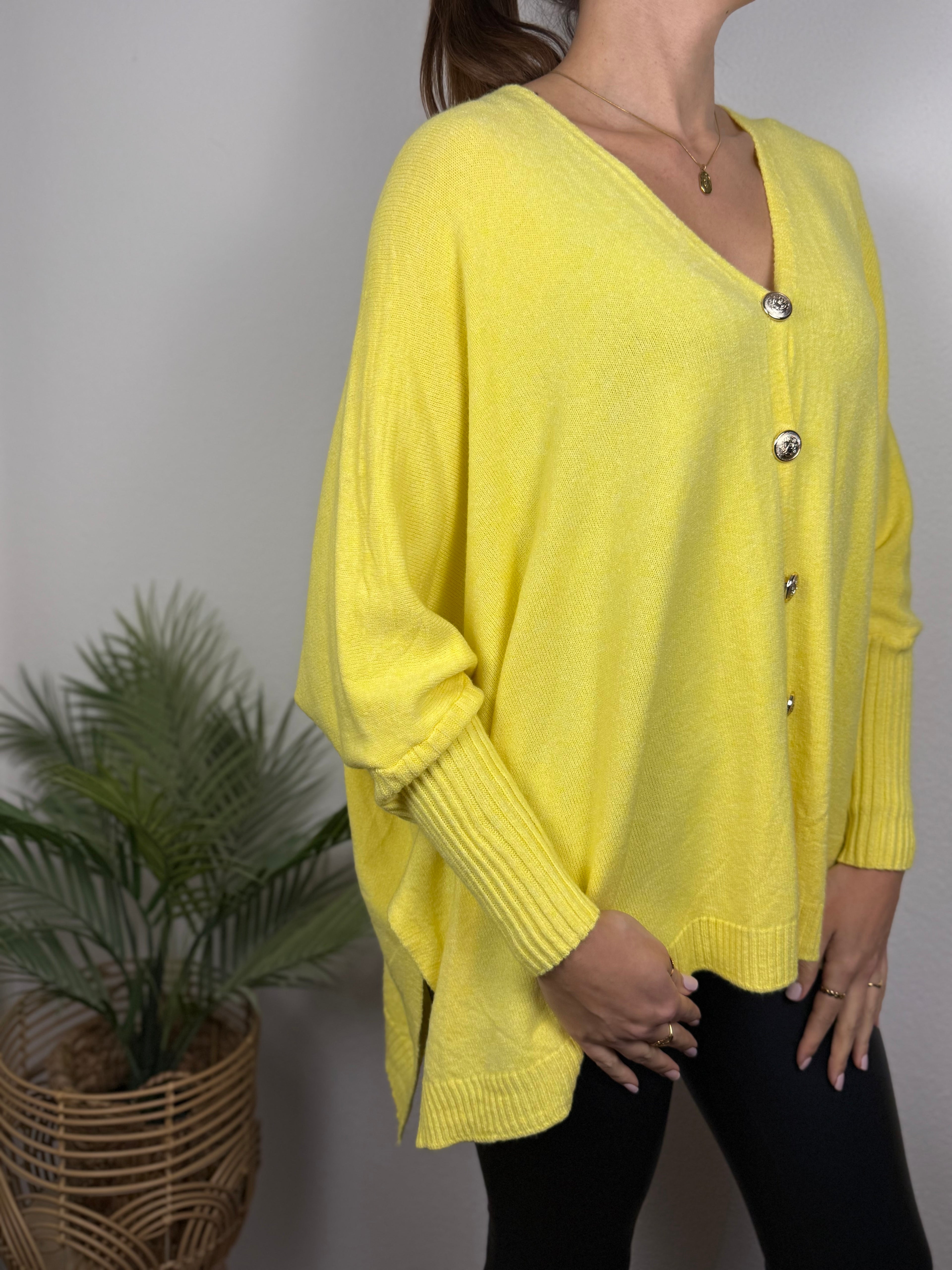 Ultra Oversize Strickjacke Elisa mit Knöpfen - butterweich dank Viskose (Kopie)