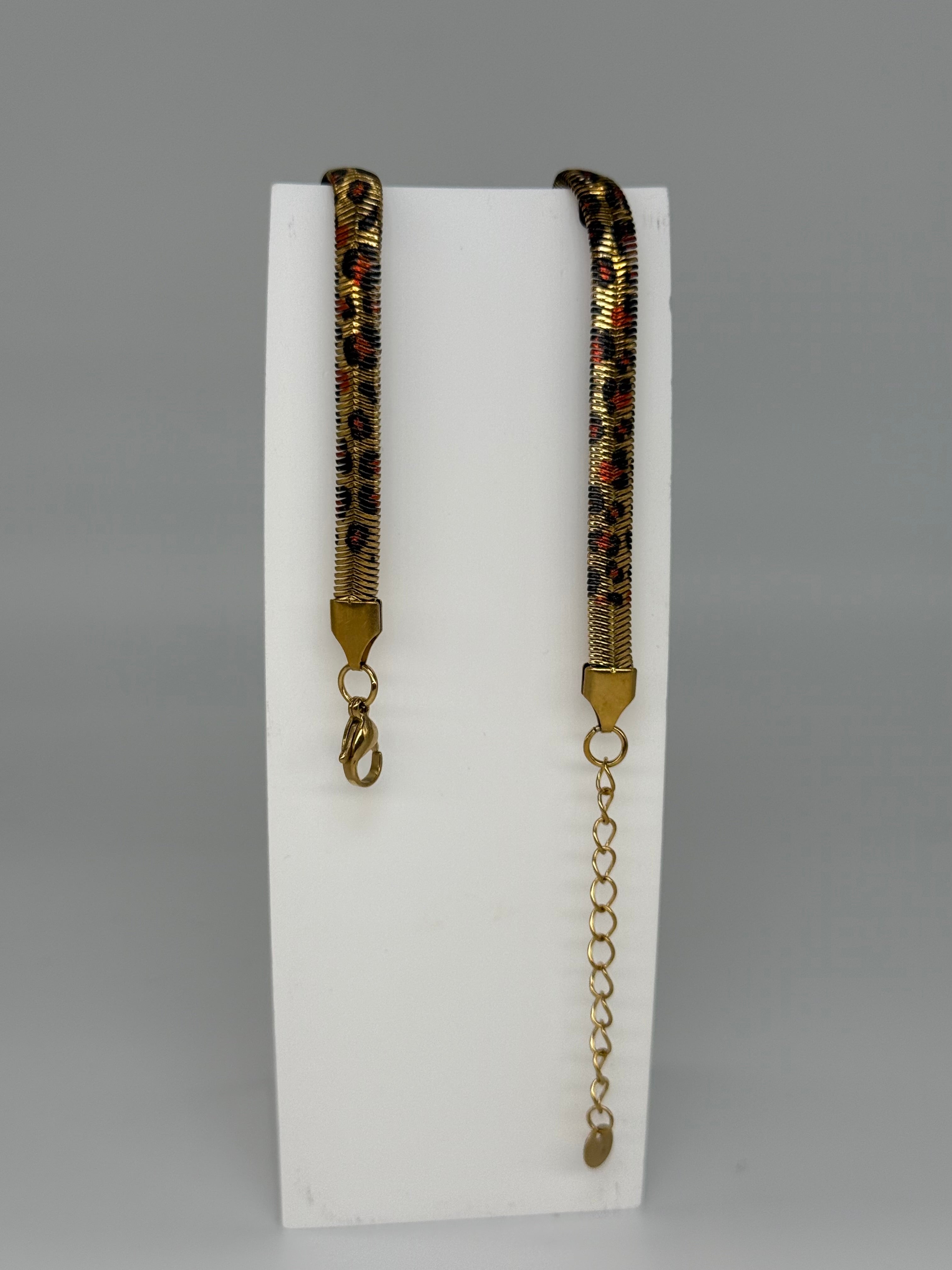 Elegante Snake Kette mit Leomuster