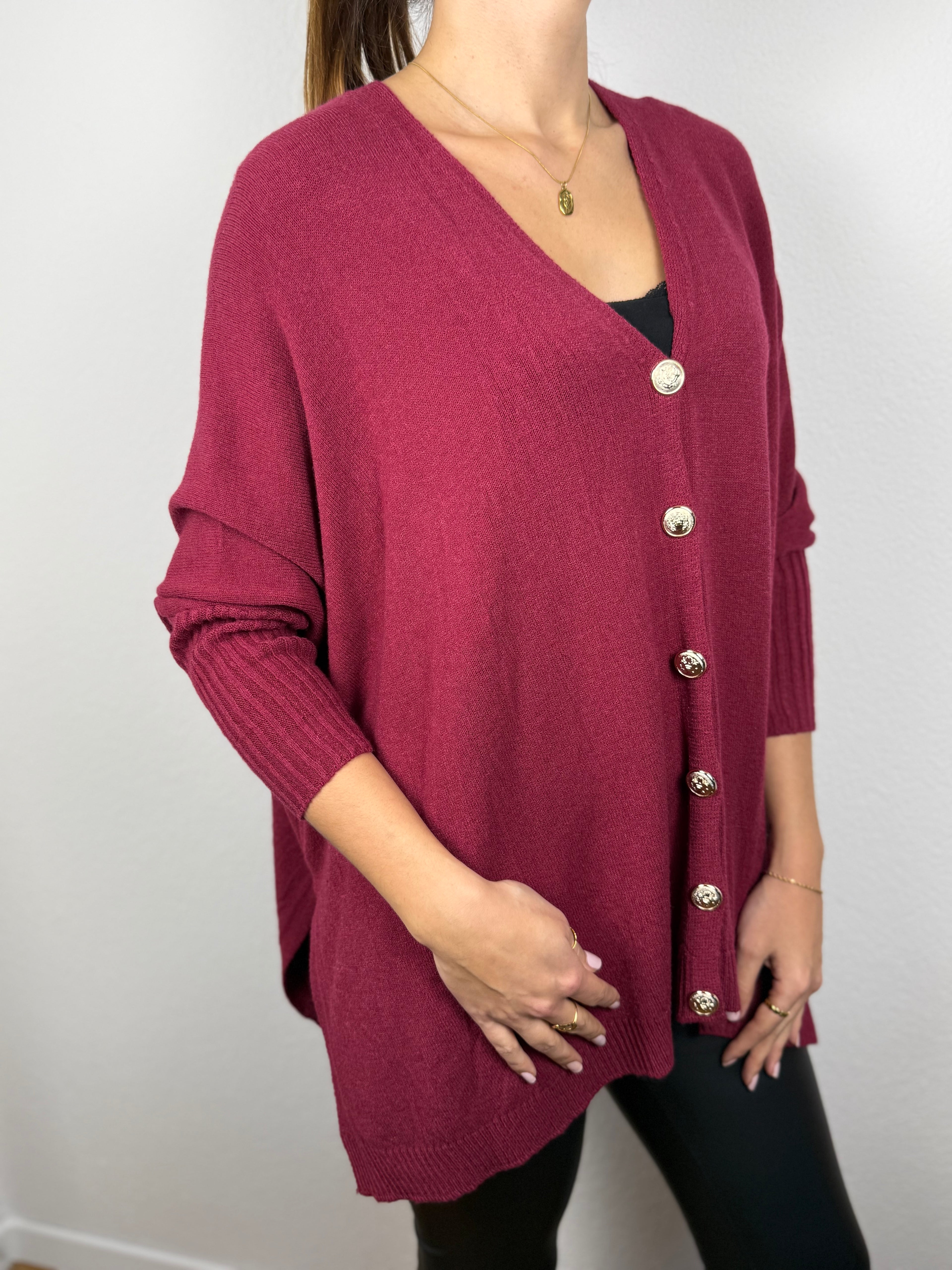 Ultra Oversize Strickjacke Elisa mit Knöpfen - butterweich dank Viskose (Kopie)