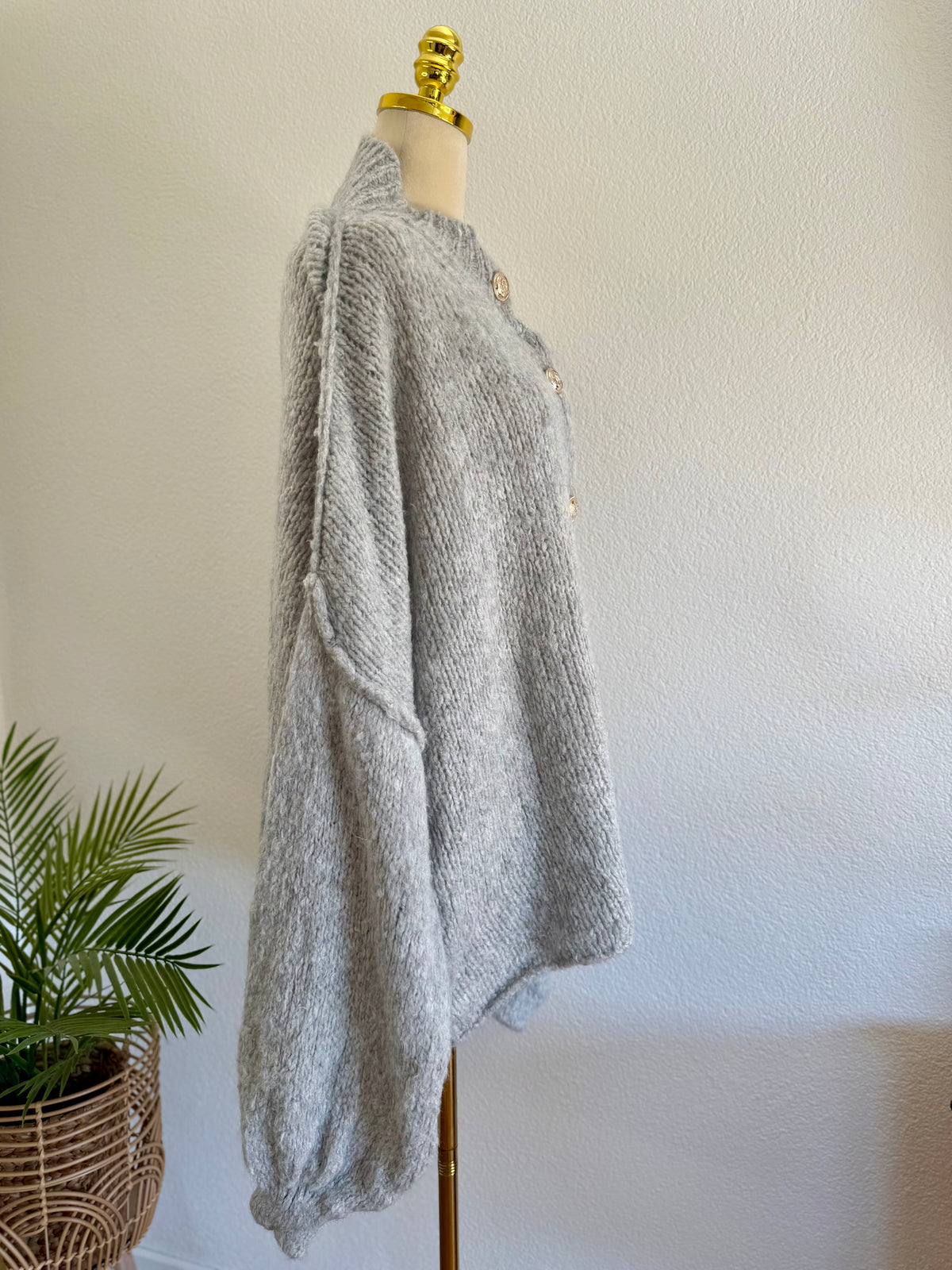 Ultra Oversize Strickcardigan mit Knopfleiste