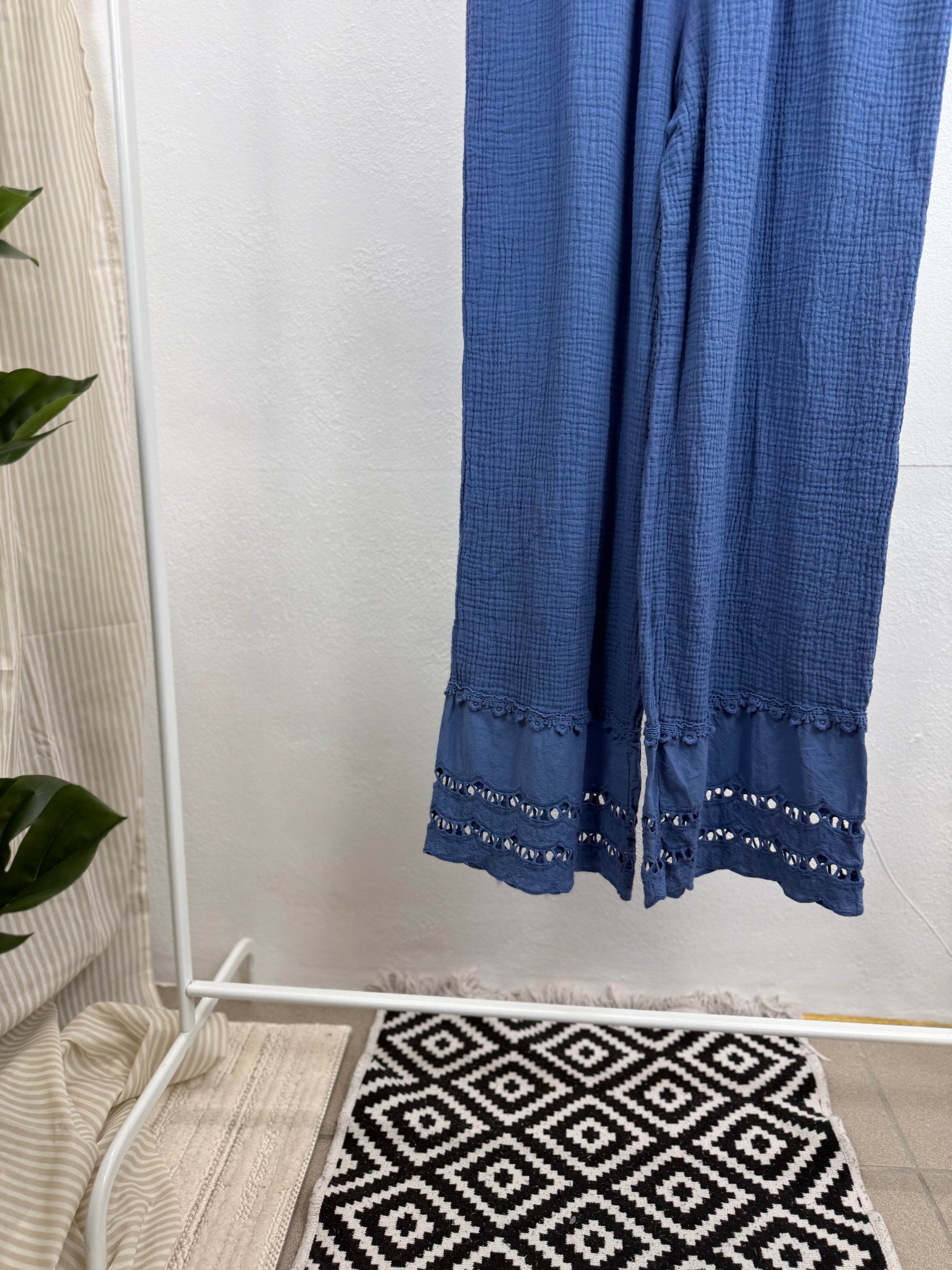 Musselinhose MARY - 100% Baumwolle mit Spitzendetail