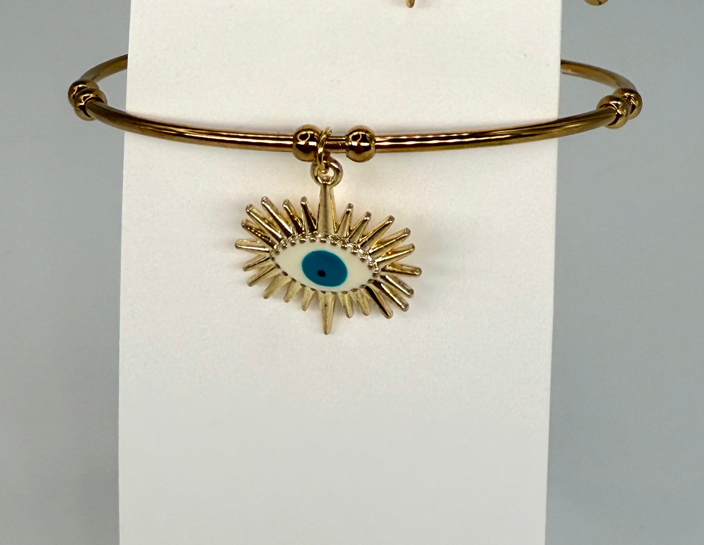 Armreif mit Augensymbol in Gold