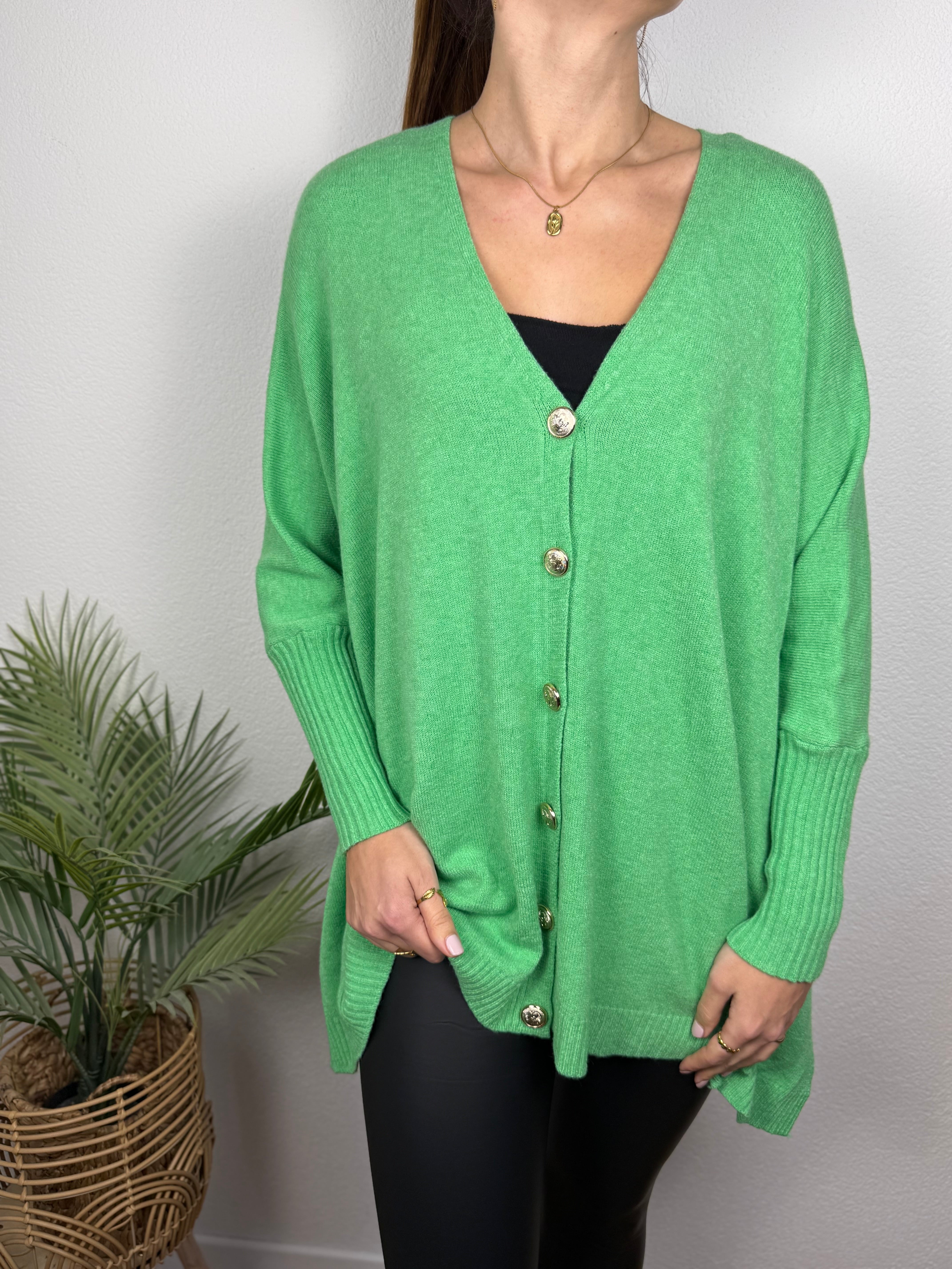 Ultra Oversize Strickjacke Elisa mit Knöpfen - butterweich dank Viskose (Kopie)