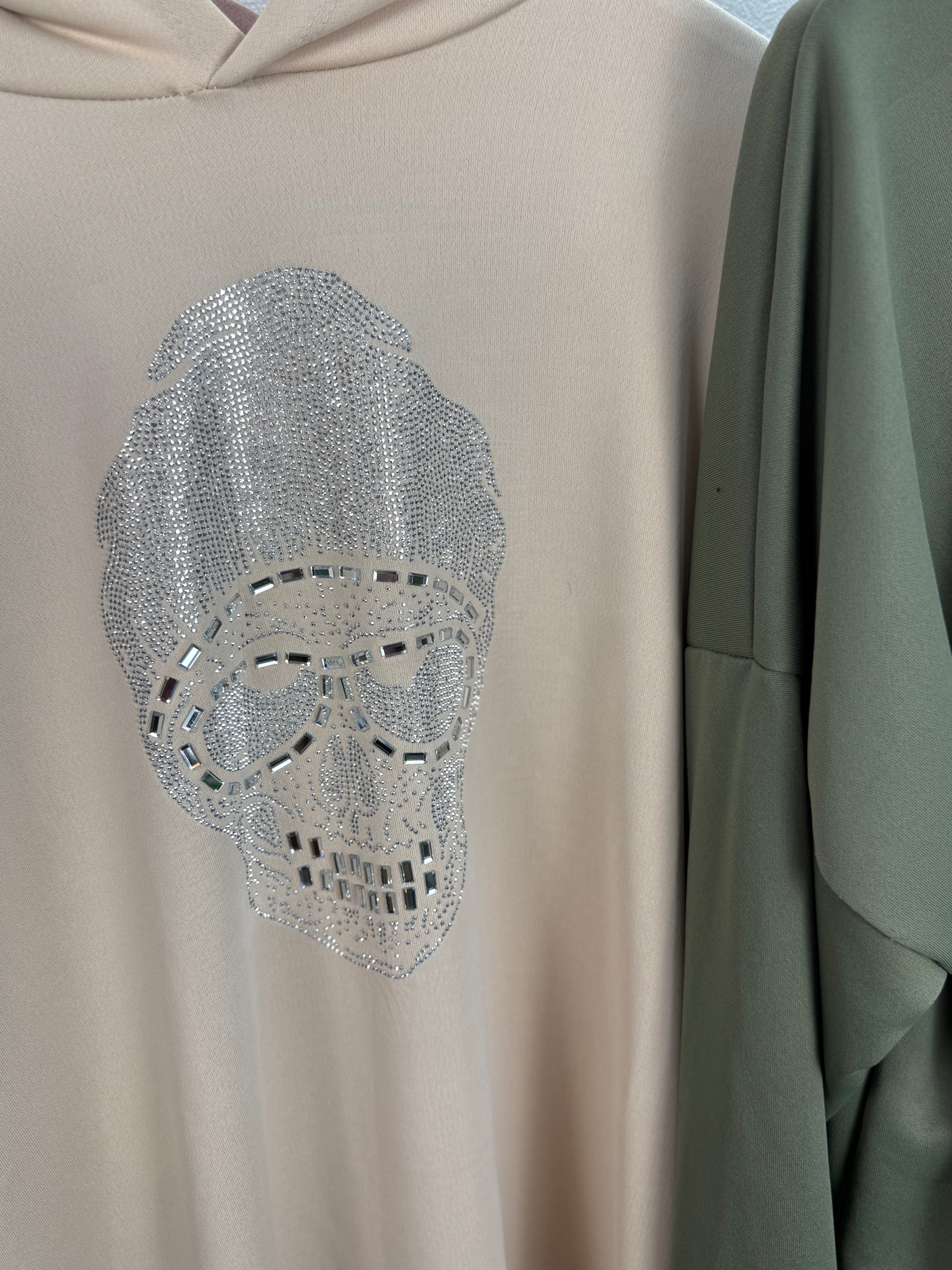 Ultra Oversize Hoodie mit Strass SKULL (Totenkopf)