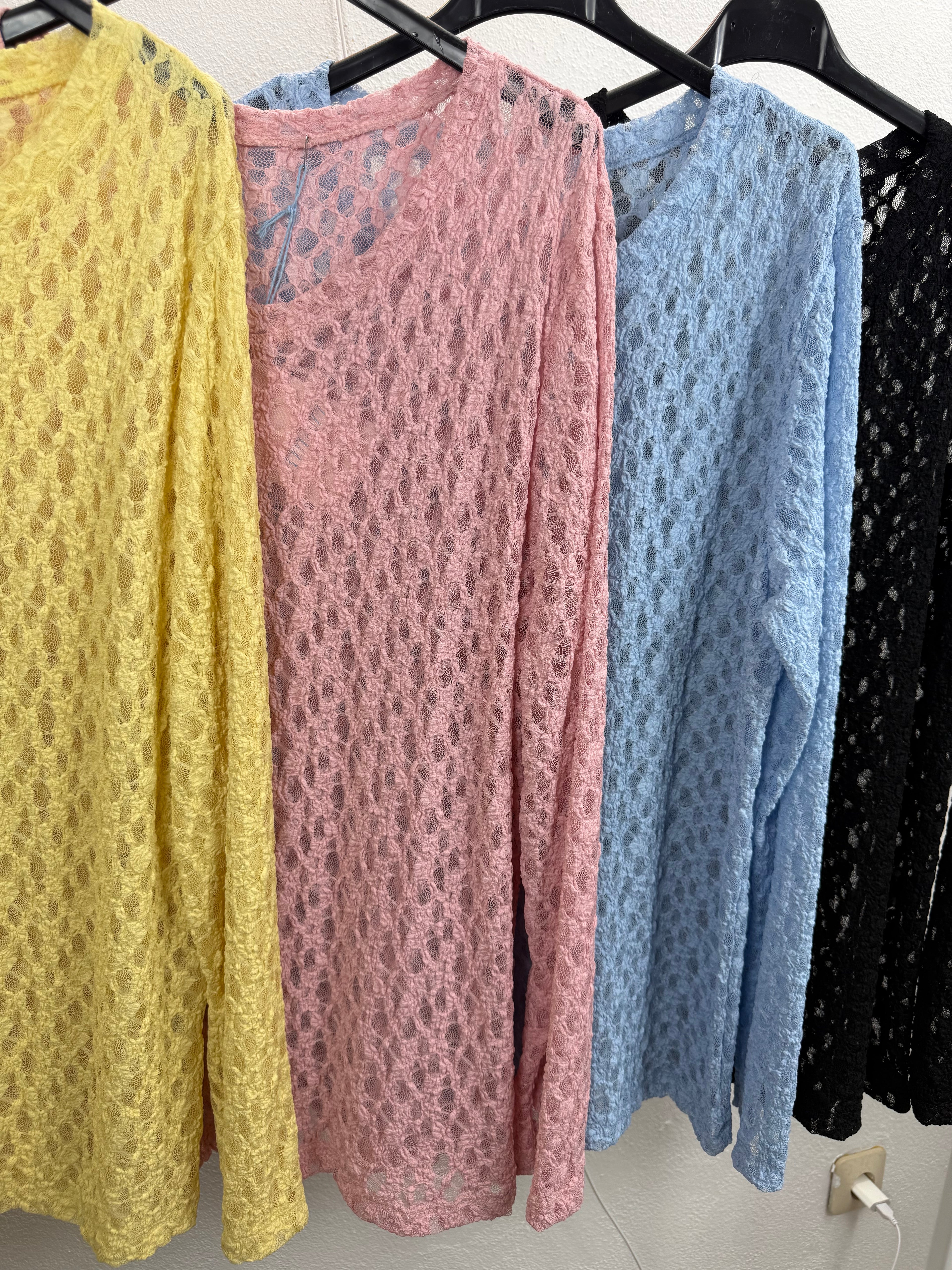 Leichtes Shirt mit Spitze - LUCY