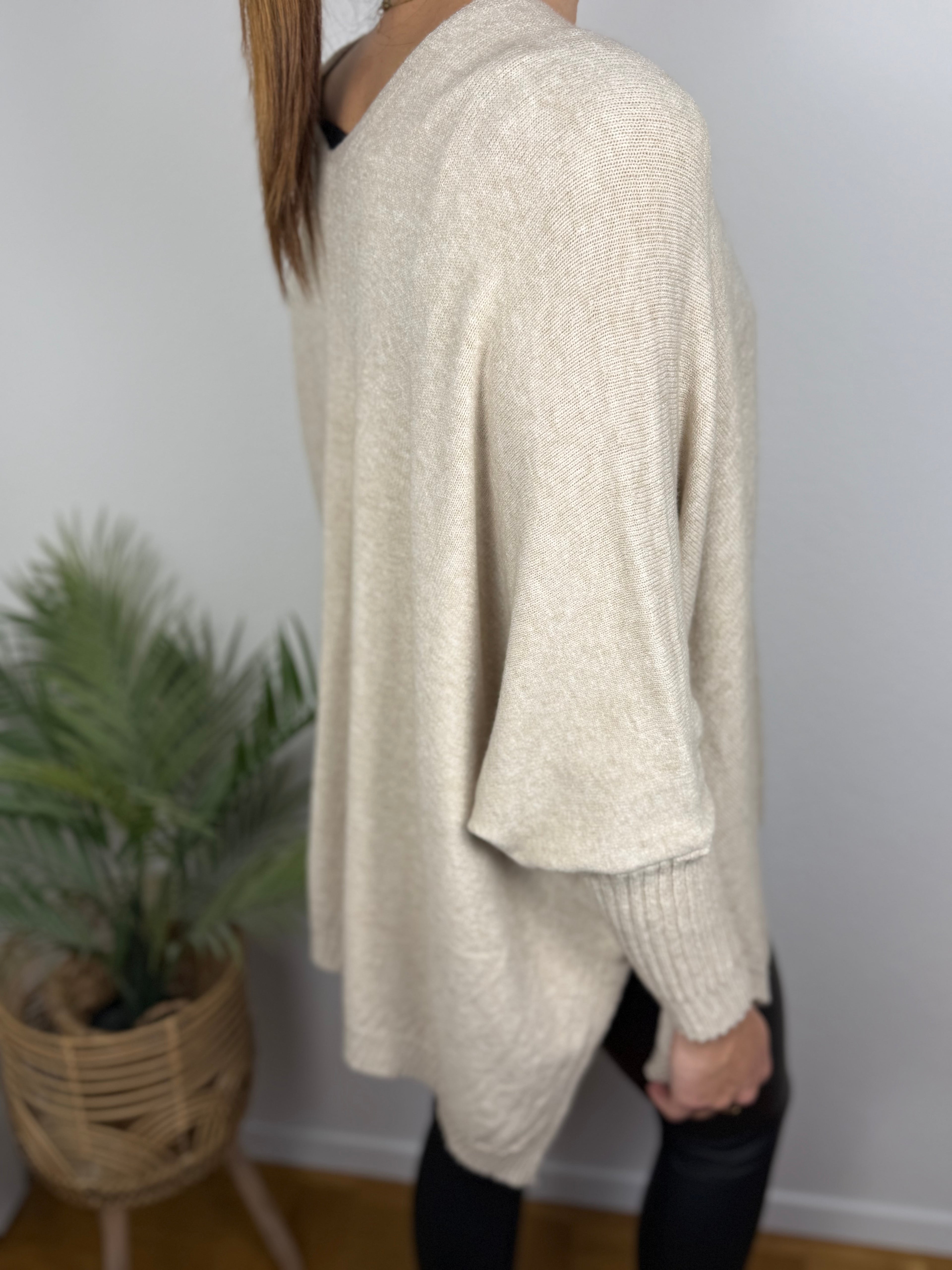 Ultra Oversize Strickjacke Elisa mit Knöpfen - butterweich dank Viskose (Kopie)