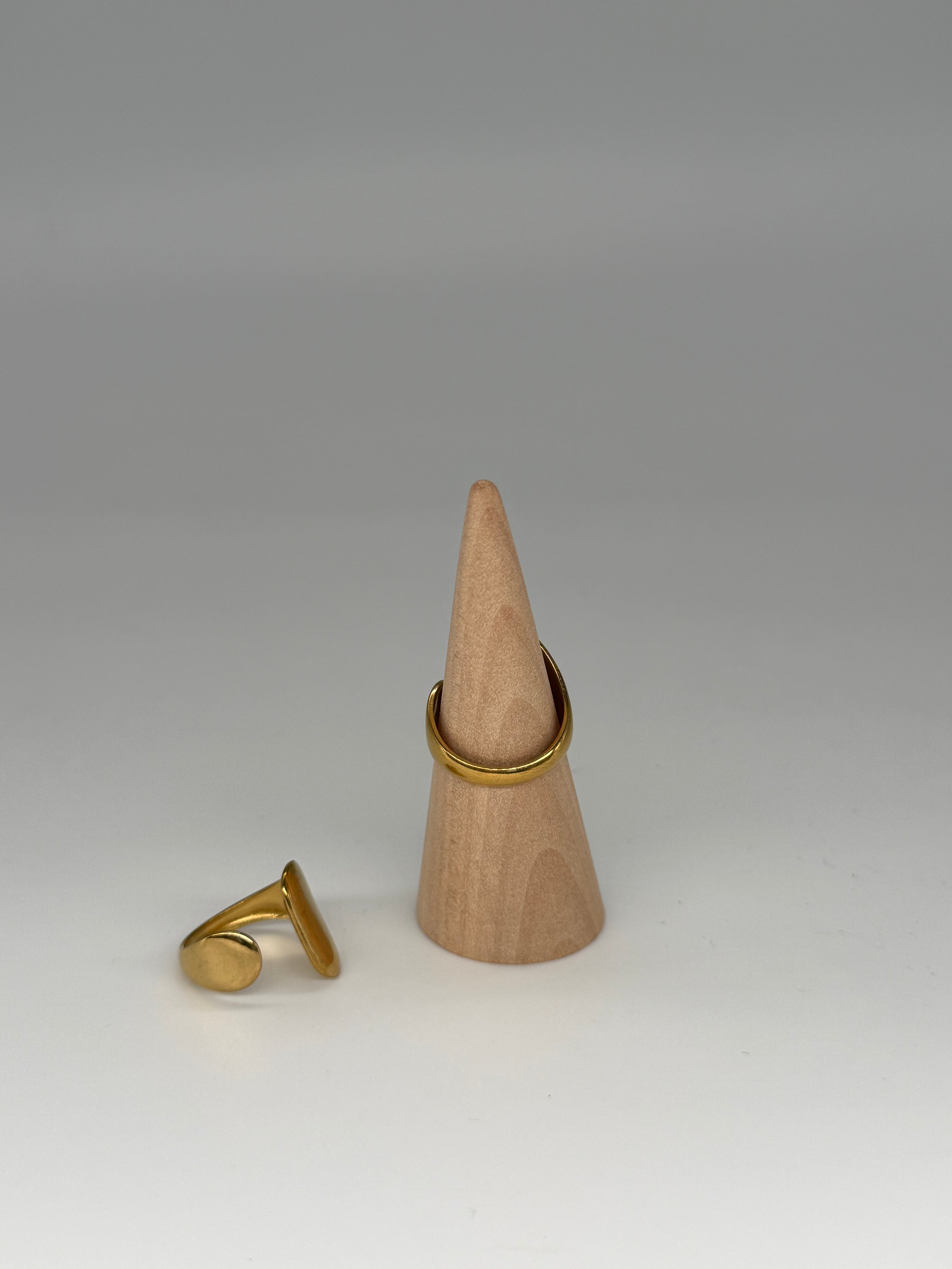 AURA Ring - Edelstahl, 18K vergoldet + größenverstellbar