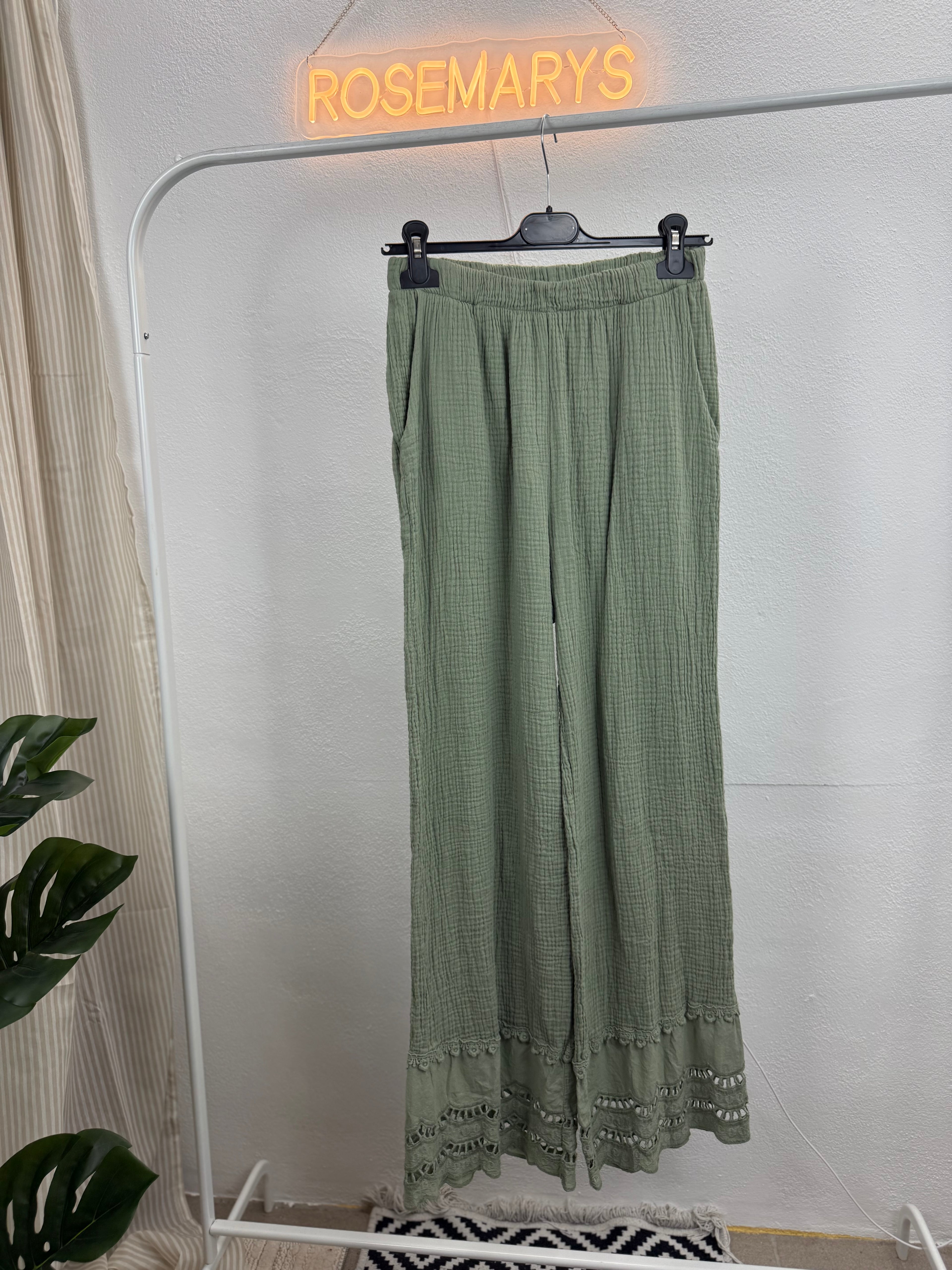 Musselinhose MARY - 100% Baumwolle mit Spitzendetail
