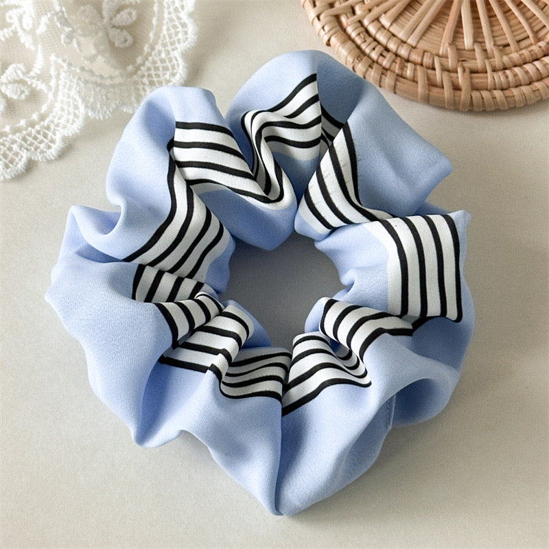 Scrunchie BLUE LINES - verschiedene Styles