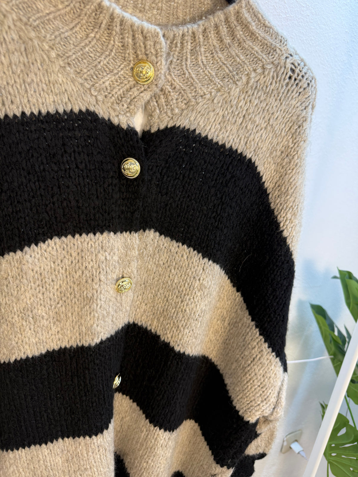 Ultra Oversize Cardigan gestreift mit Knopfleiste