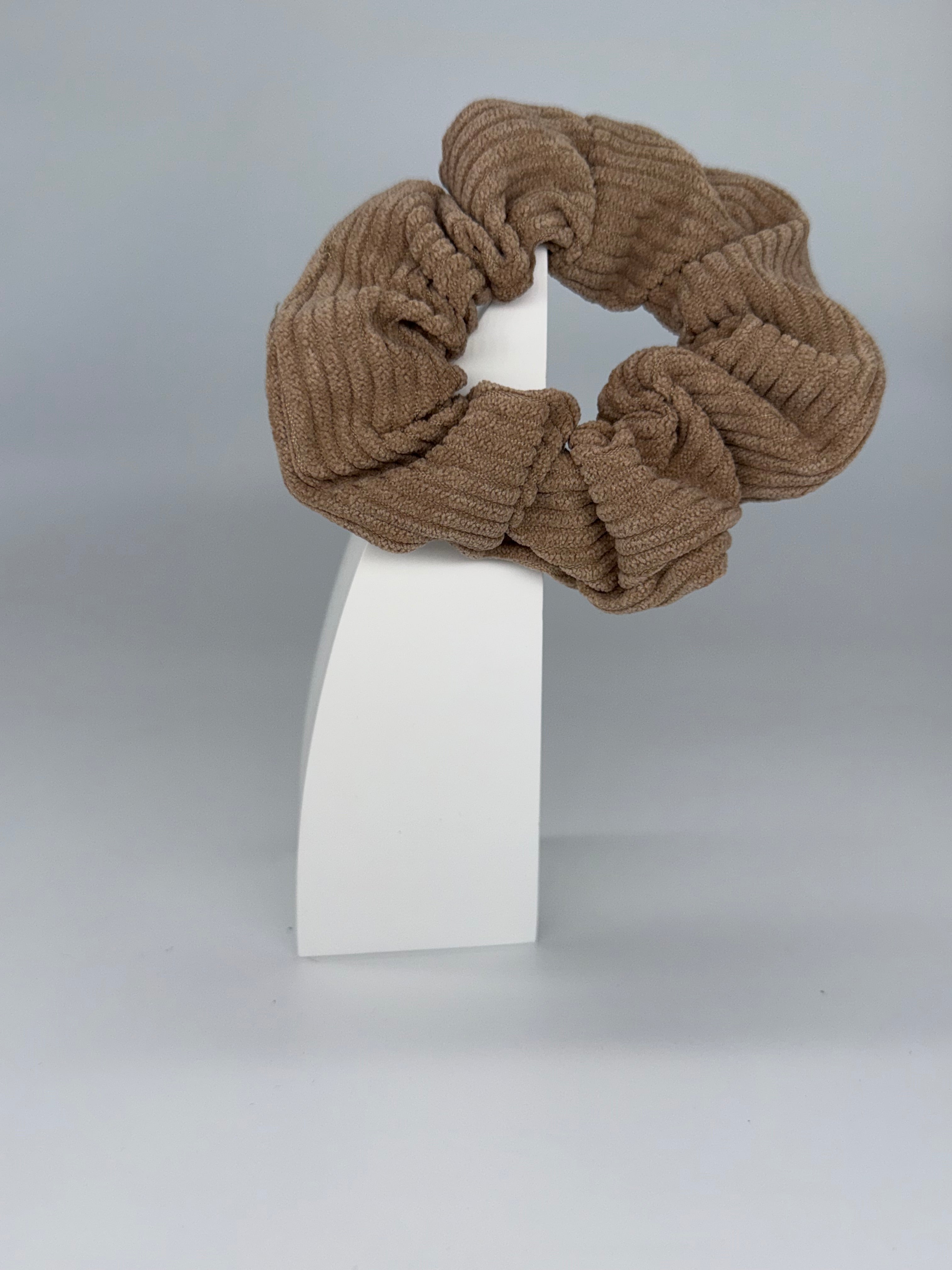 Scrunchie Streifen mit Struktur MIDI Size