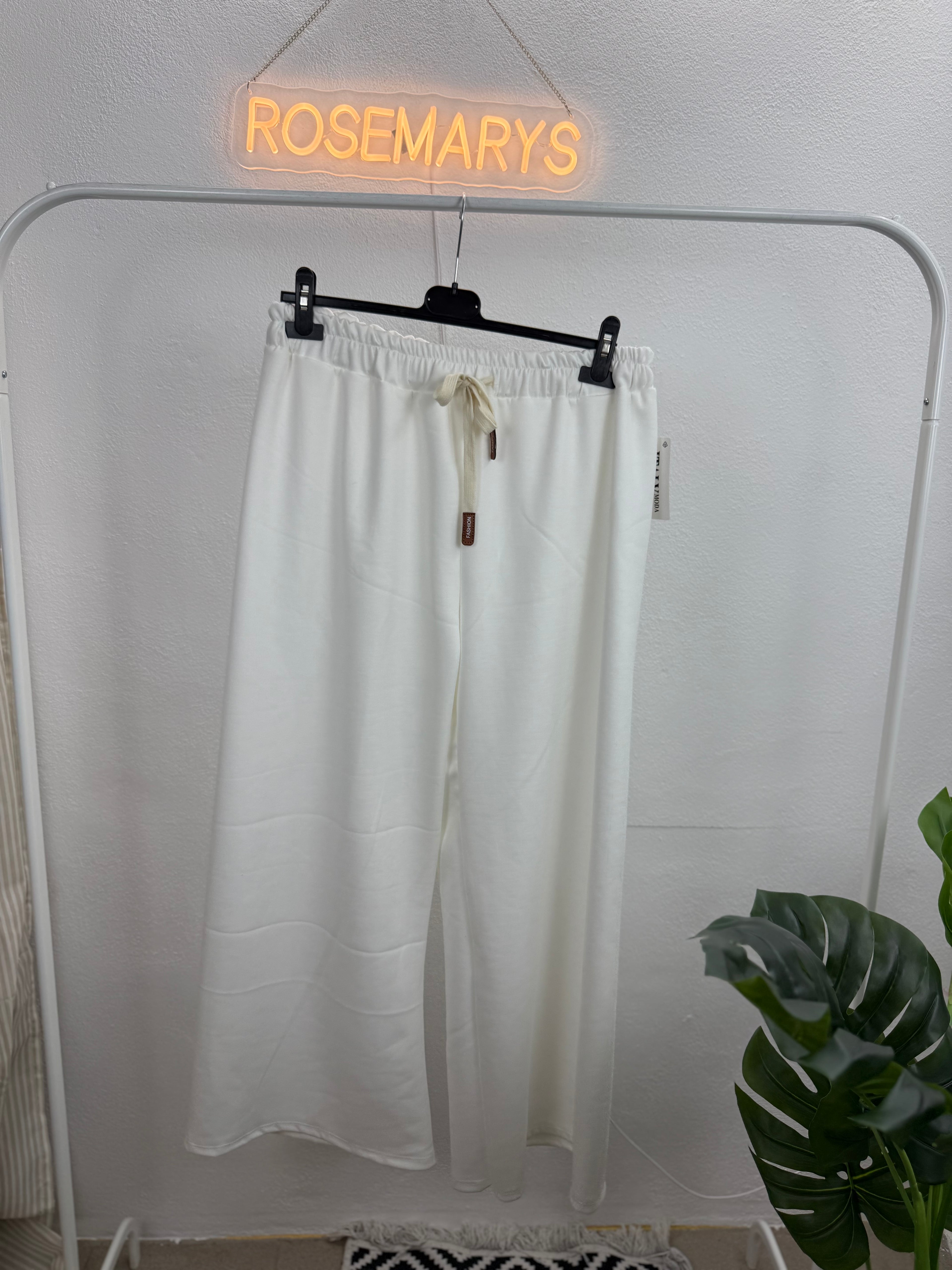 Weite Hose AMY - aus Butterstoff