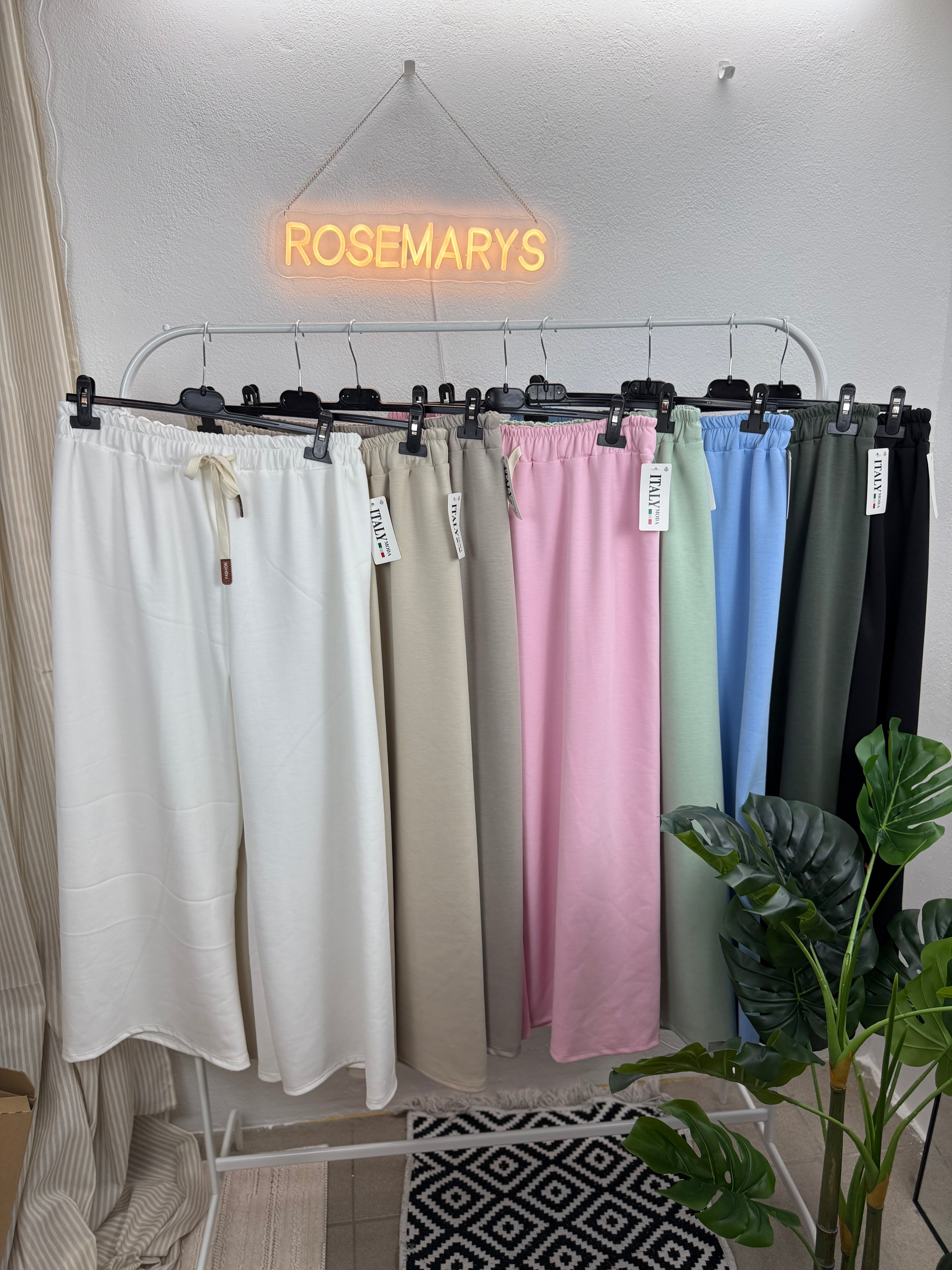 Weite Hose AMY - aus Butterstoff