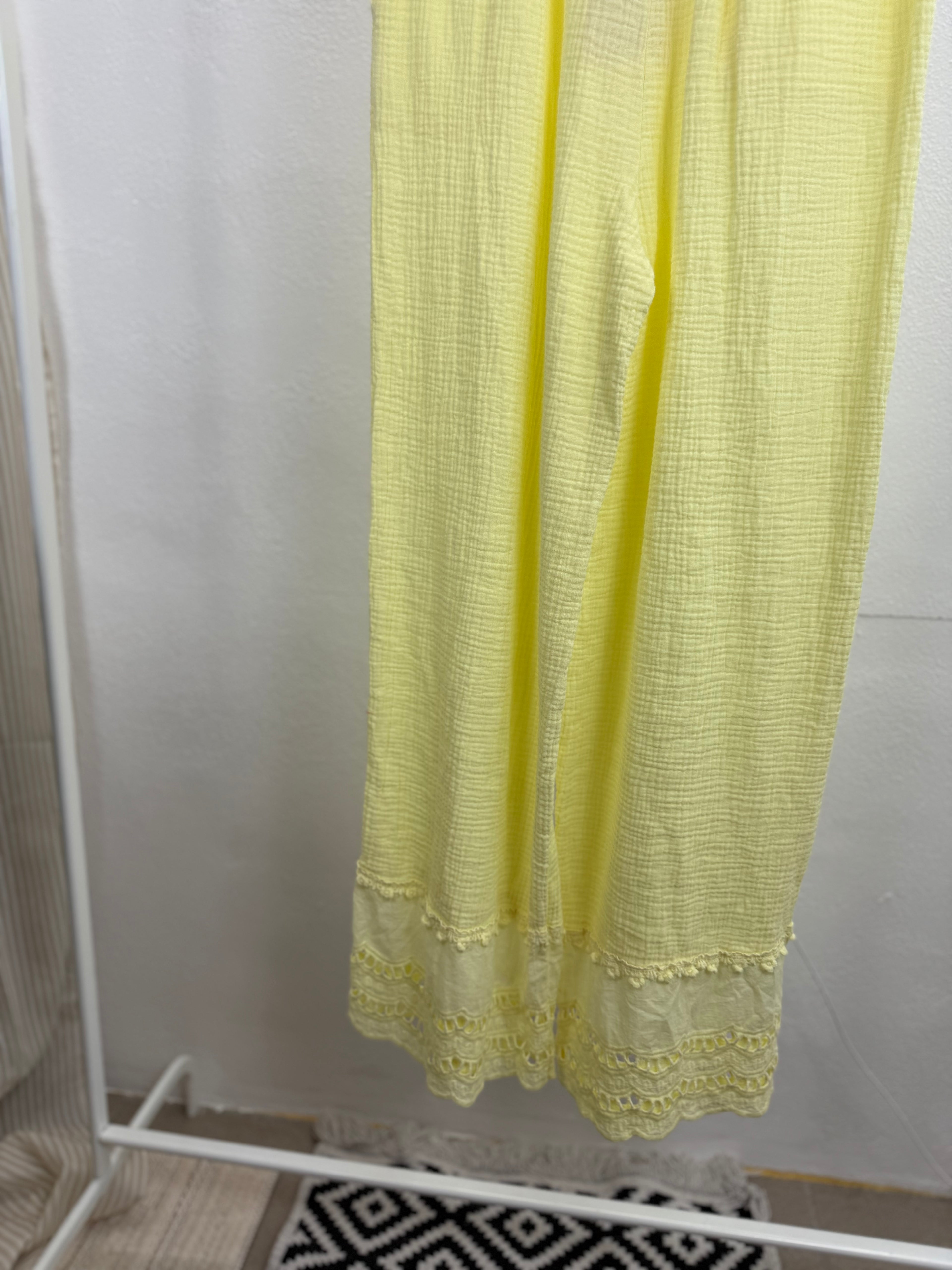 Musselinhose MARY - 100% Baumwolle mit Spitzendetail