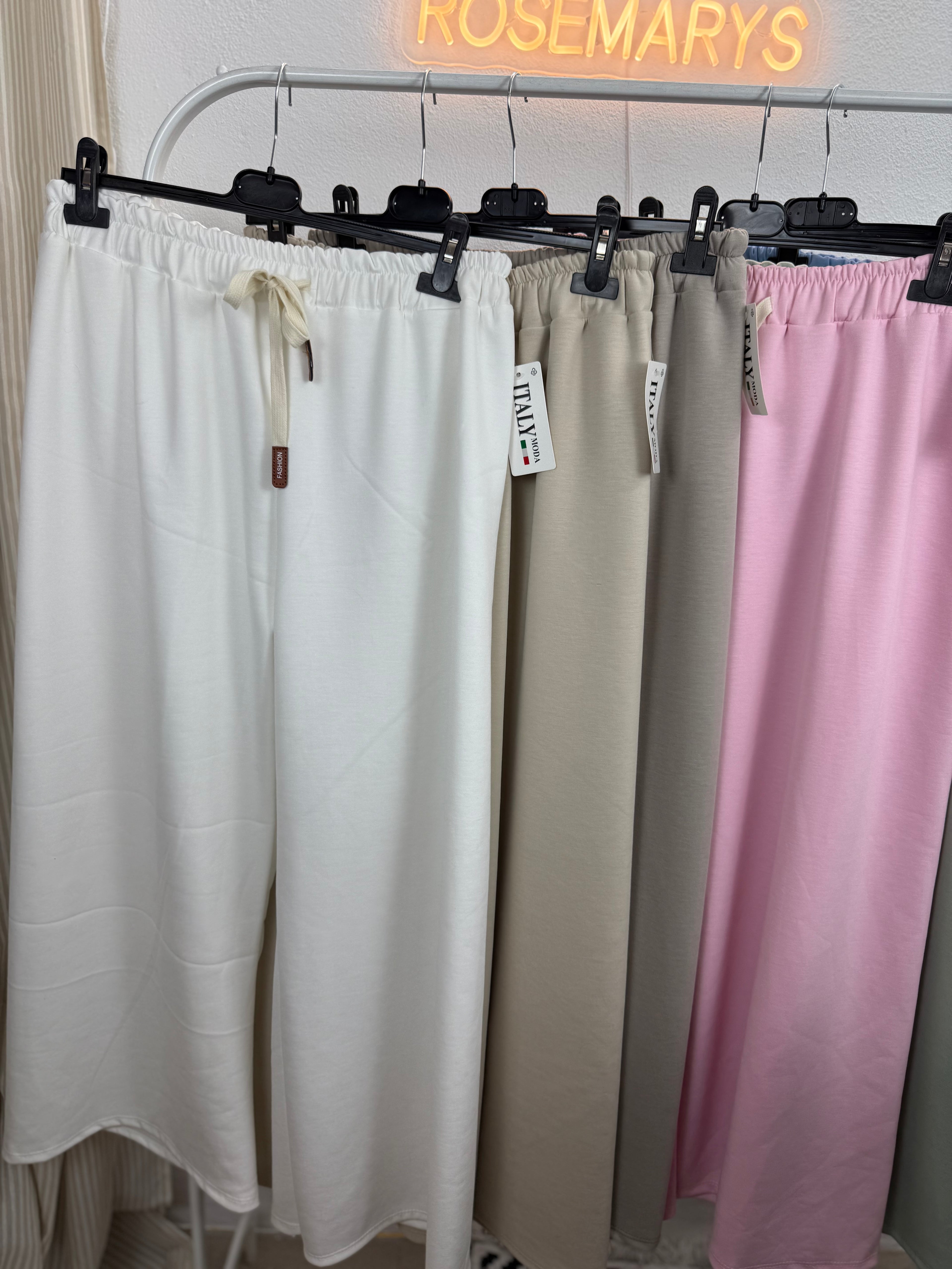 Weite Hose AMY - aus Butterstoff