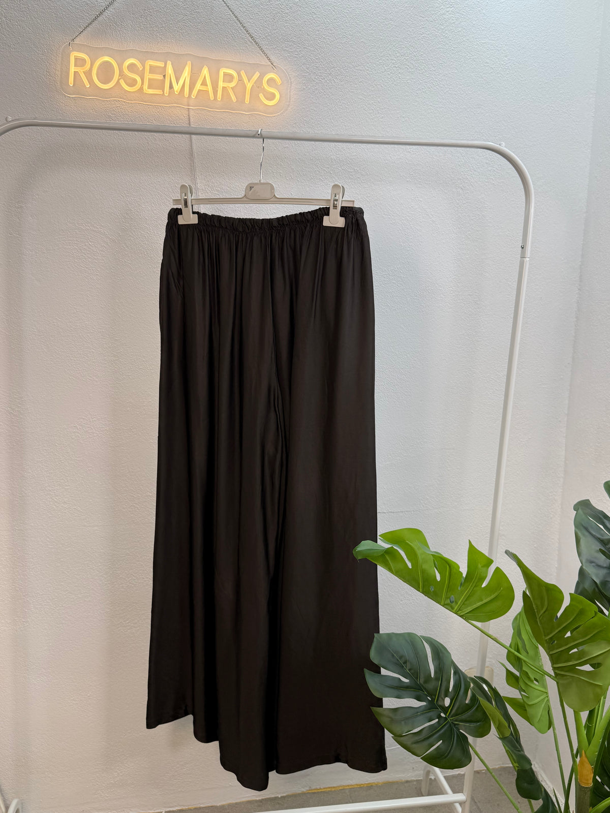 Ultra Wide Leg Satin Hose - mit Bequembund in verschiedenen Farben - bis 44 tragbar