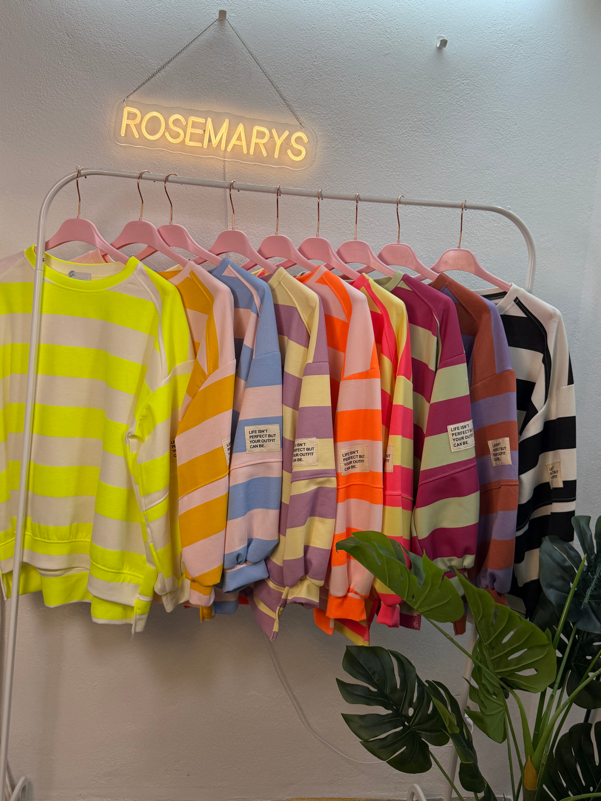Color Crush Oversize-Pullover 🌈 - mit Streifen
