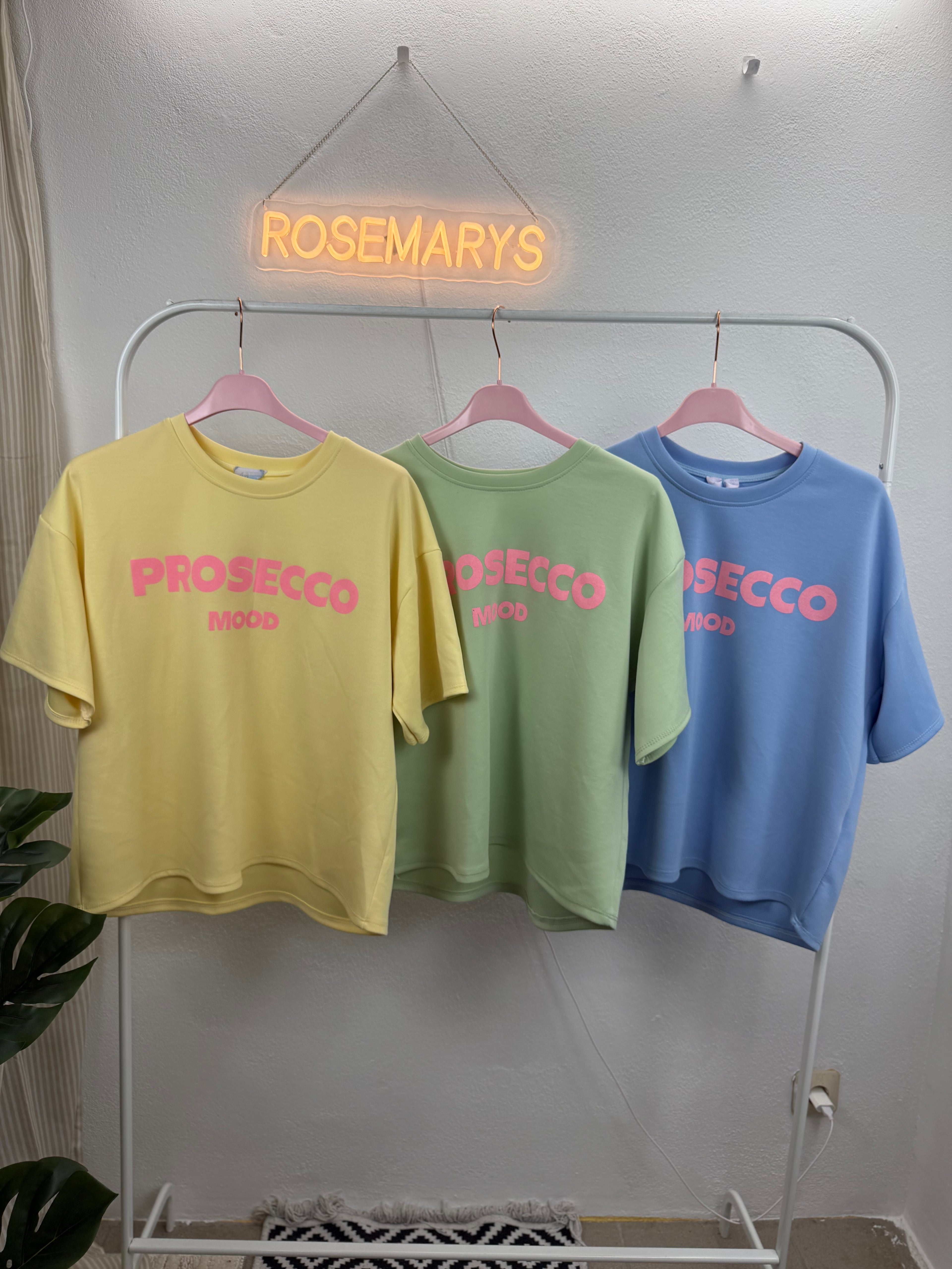 Tshirt aus Butterstoff - PROSECCO MOOD - verschiedene Farben