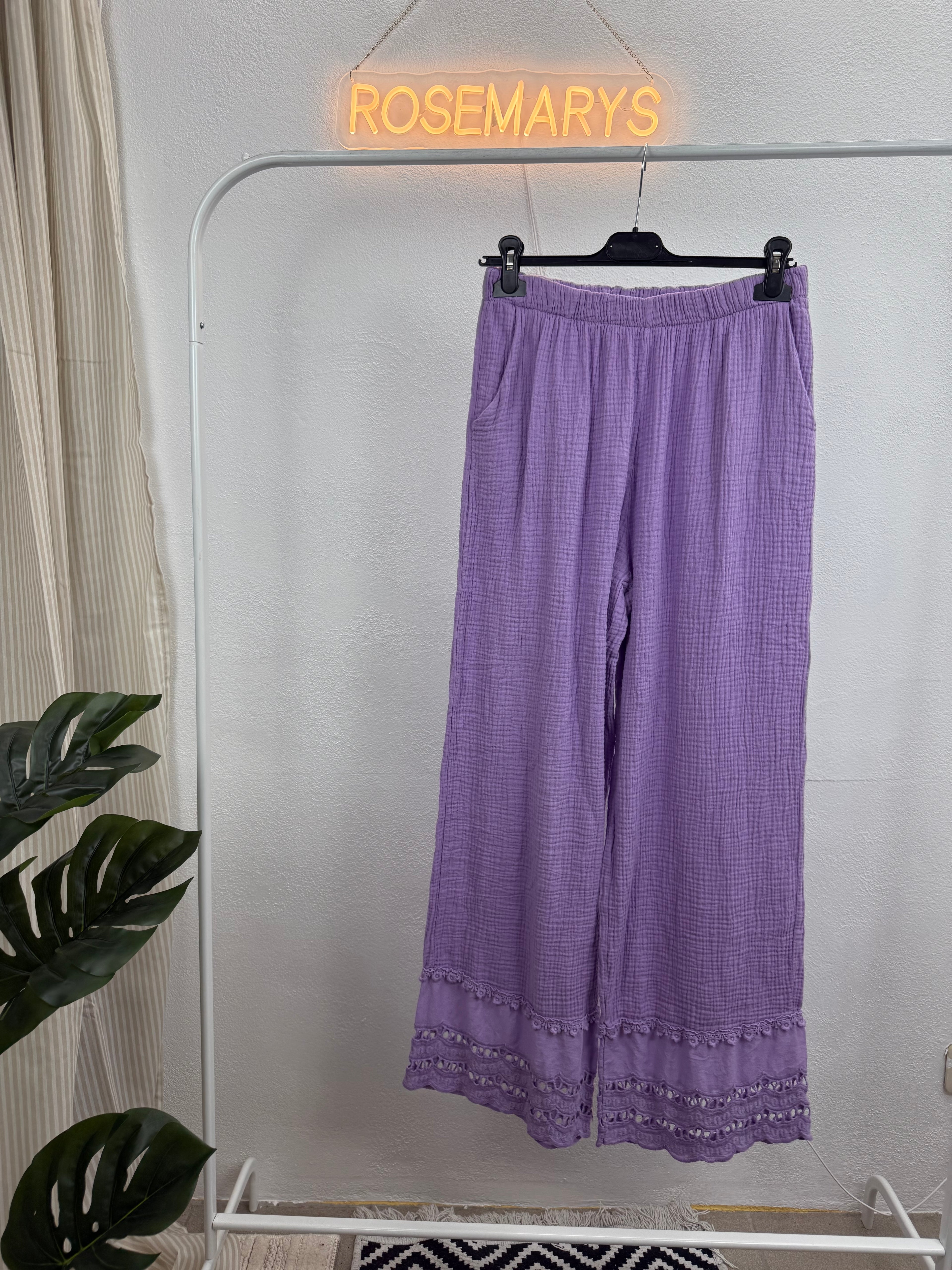 Musselinhose MARY - 100% Baumwolle mit Spitzendetail