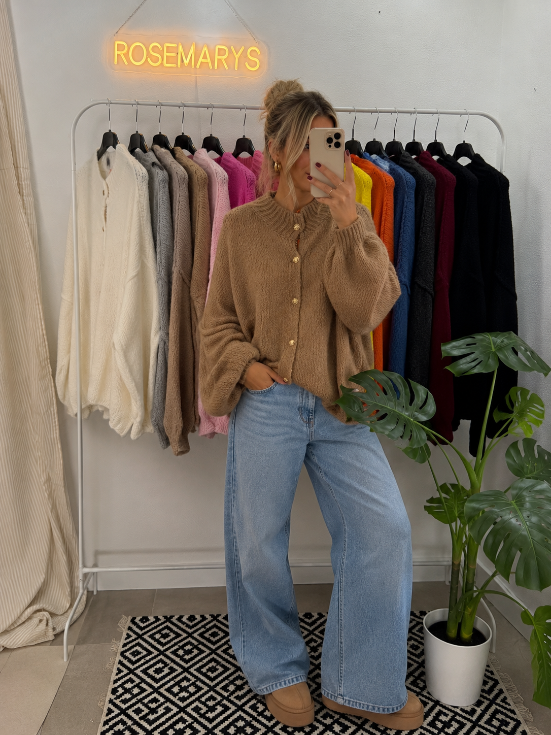 Ultra Oversize Strickcardigan mit Knopfleiste