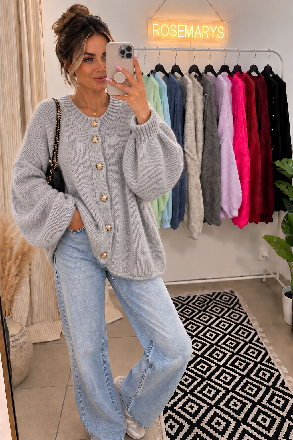 Oversize-Strickcardigan mit goldener Knopfleiste – MIDI SIZE - Passt bis 44/46