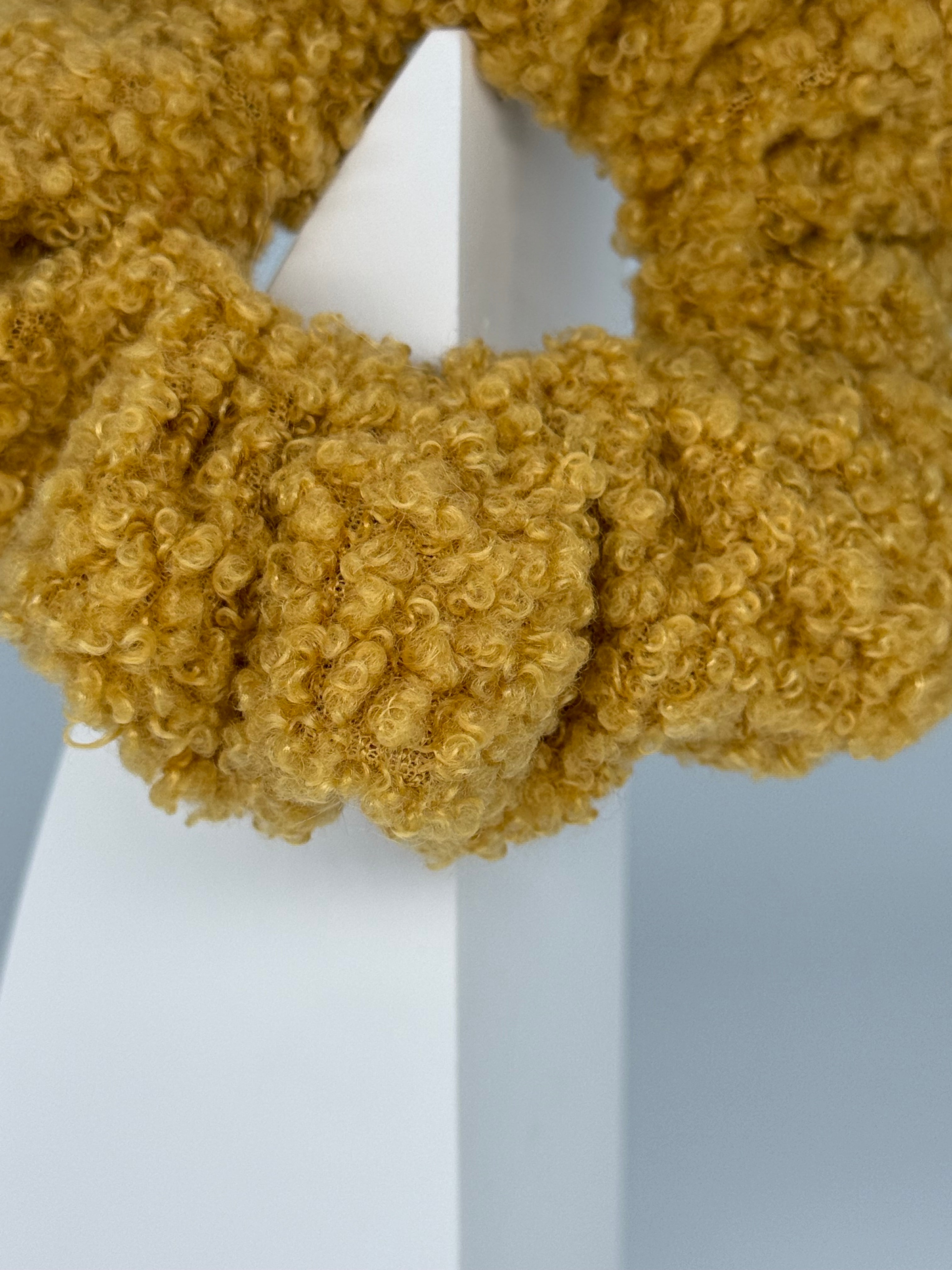 Scrunchie Teddy (Bouclé) MIDI Size