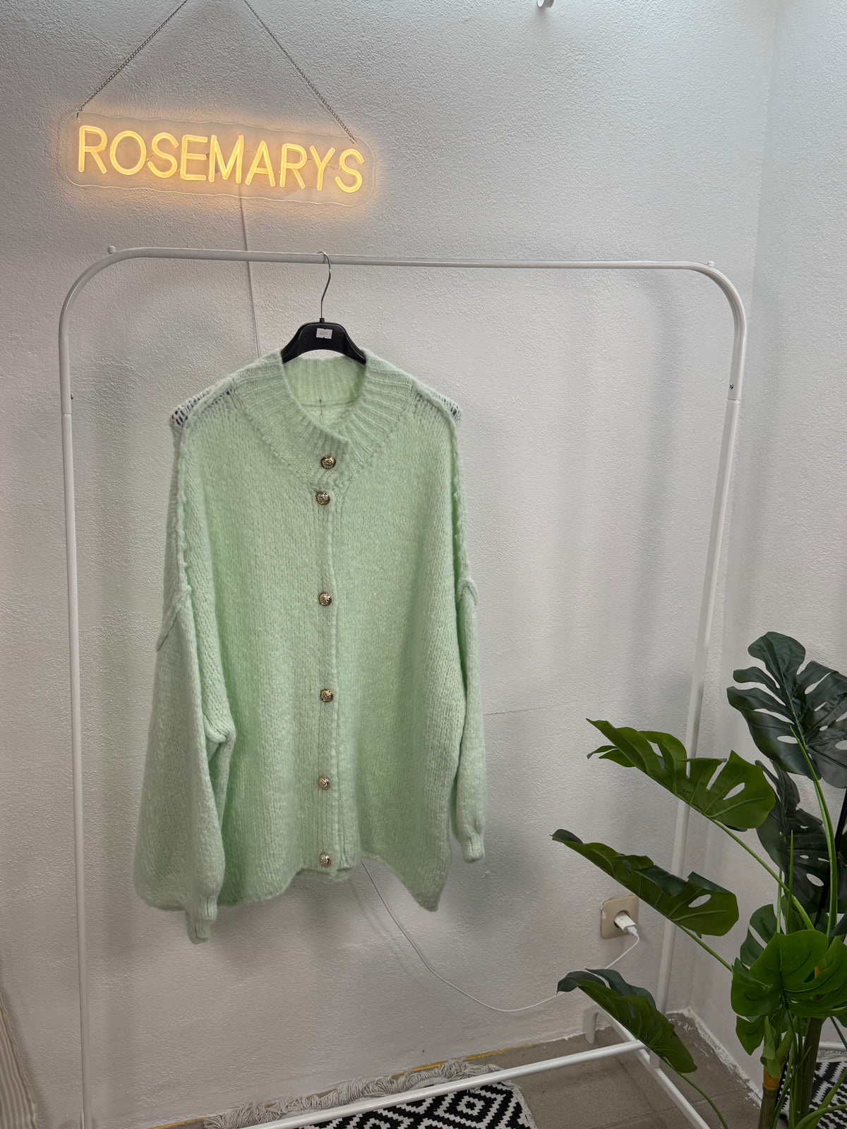 Ultra Oversize Strickcardigan mit Knopfleiste