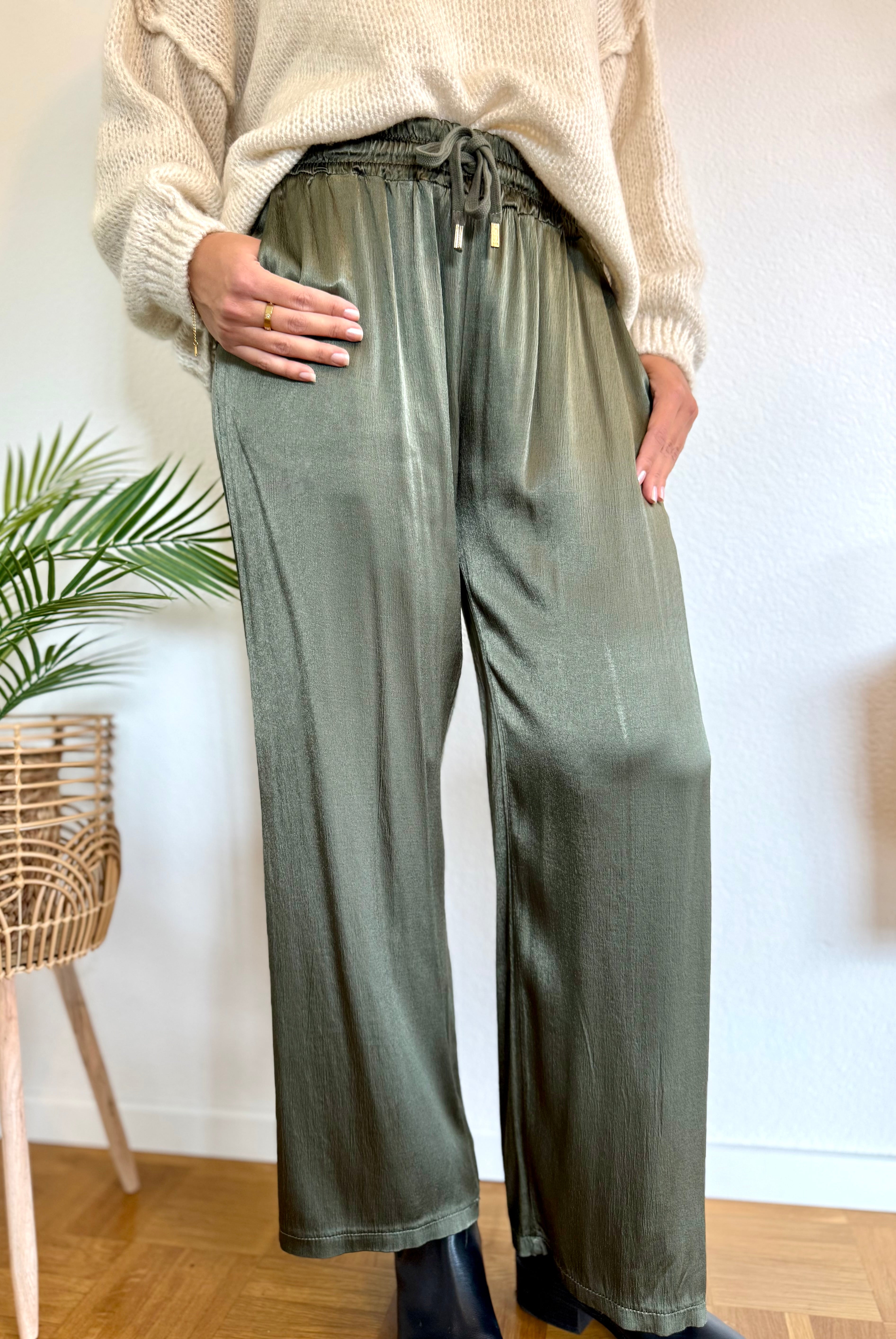 Elegante Satin-Hose mit Glanzfinish