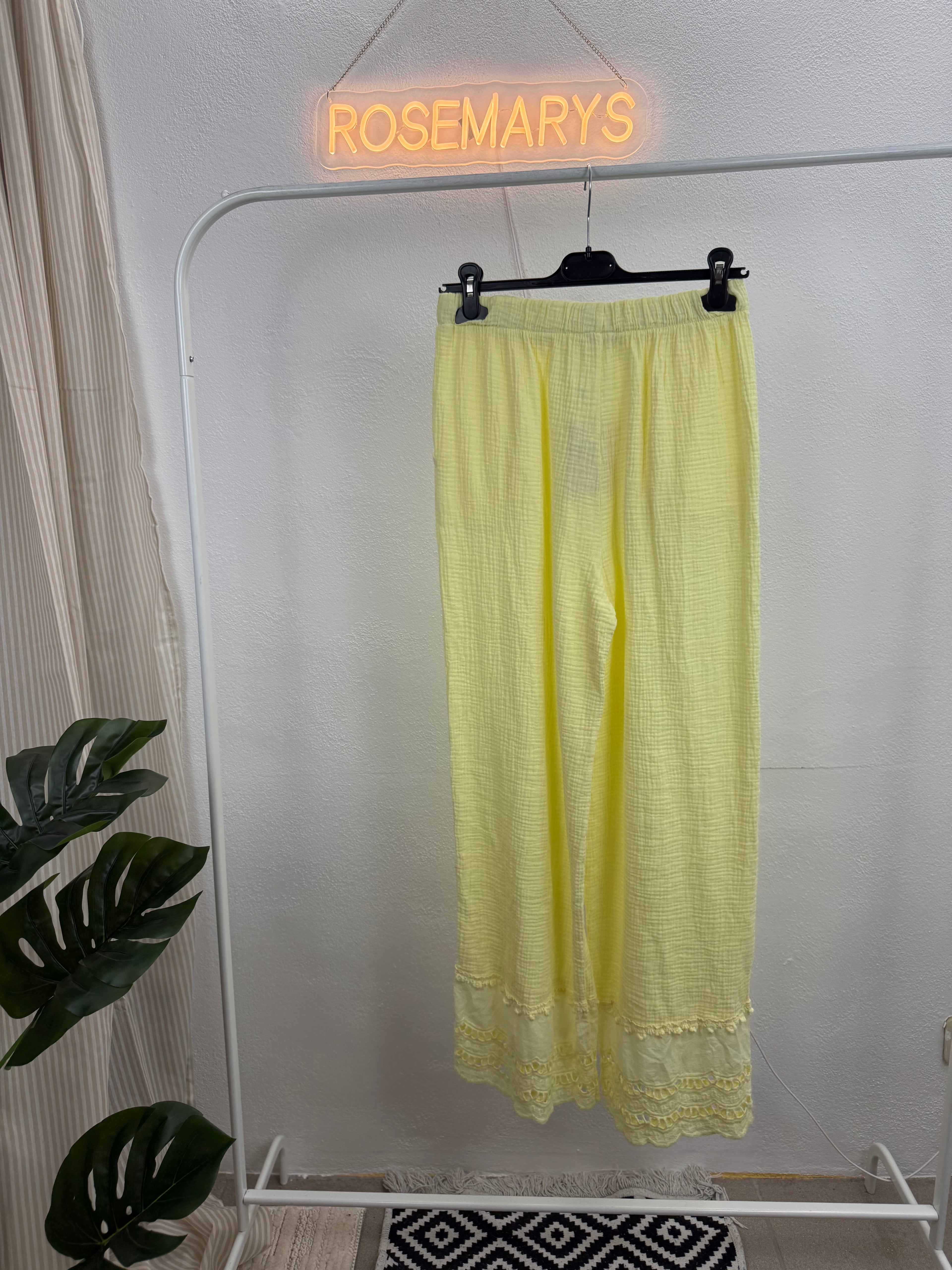 Musselinhose MARY - 100% Baumwolle mit Spitzendetail
