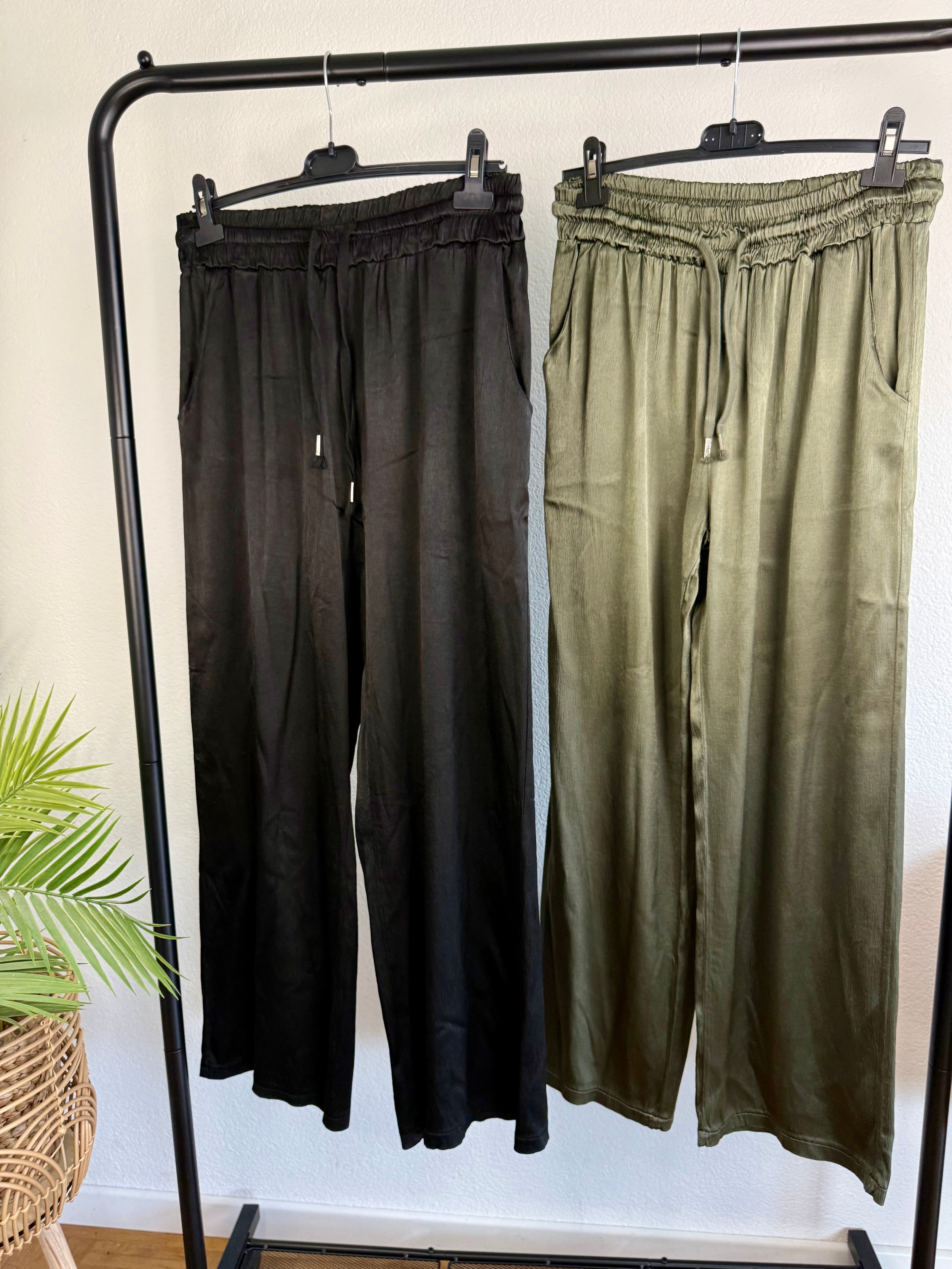 Elegante Satin-Hose mit Glanzfinish