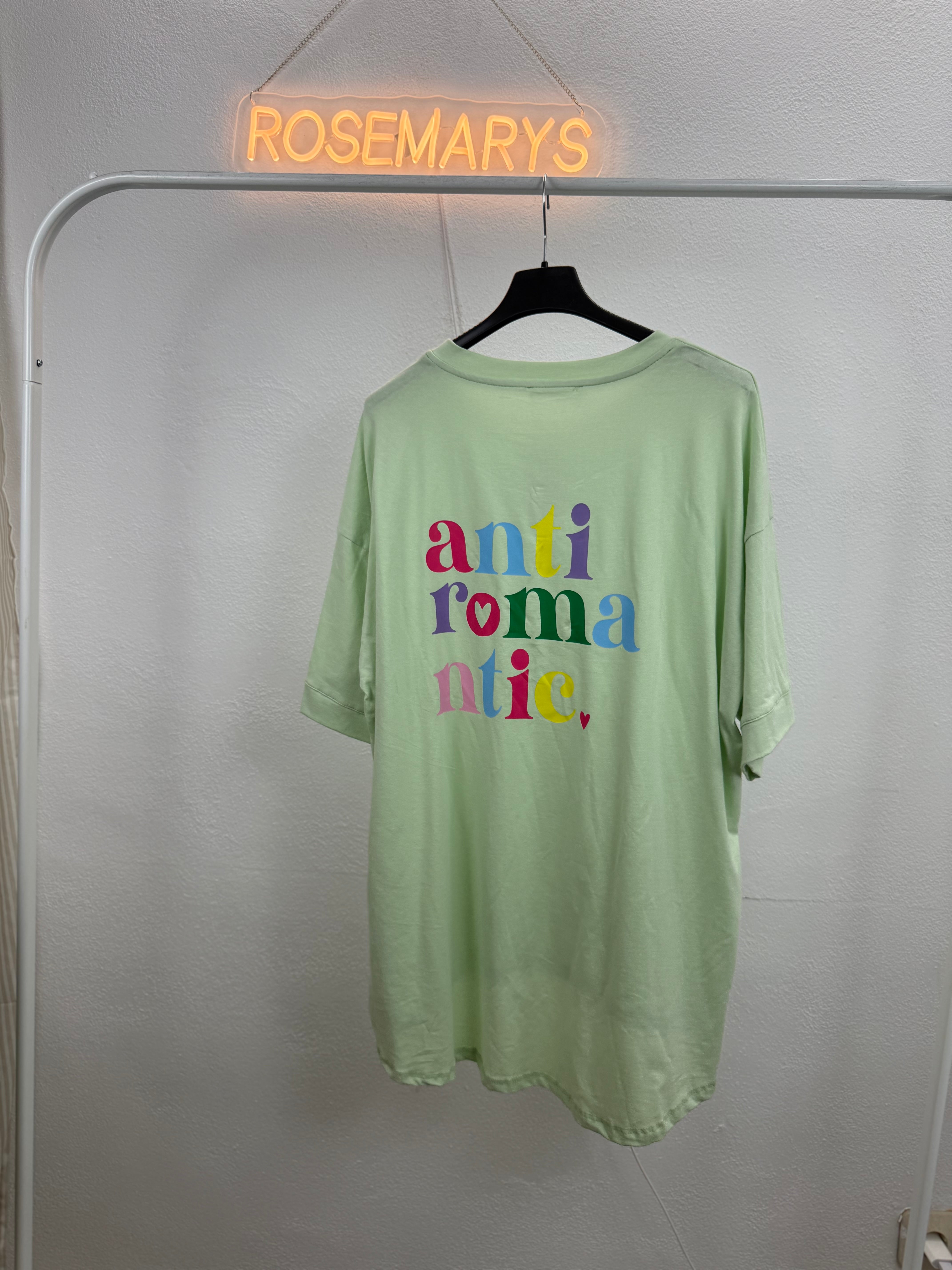 T-Shirt ANTI ROMANTIC - verschiedene Farben