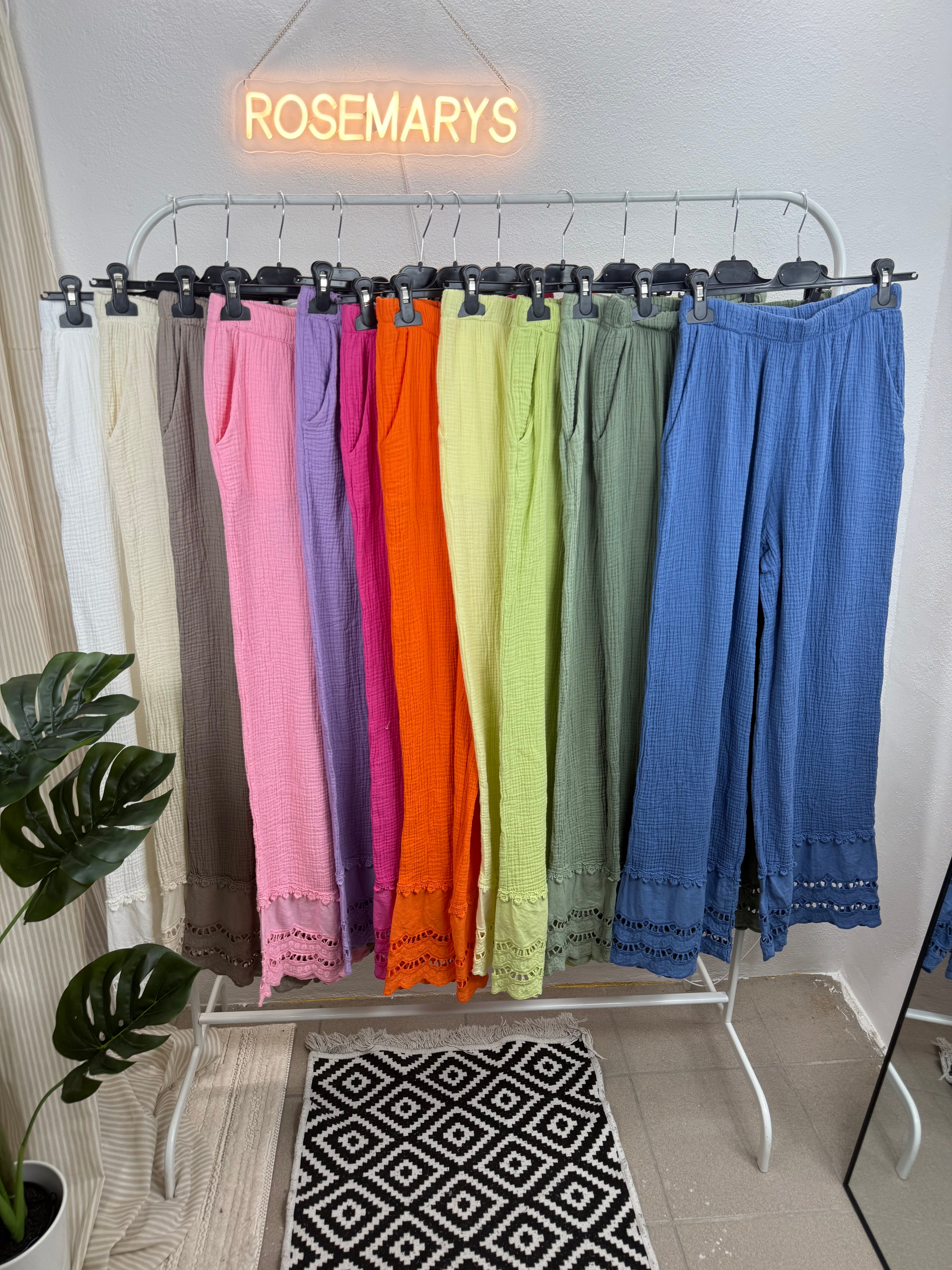 Musselinhose MARY - 100% Baumwolle mit Spitzendetail