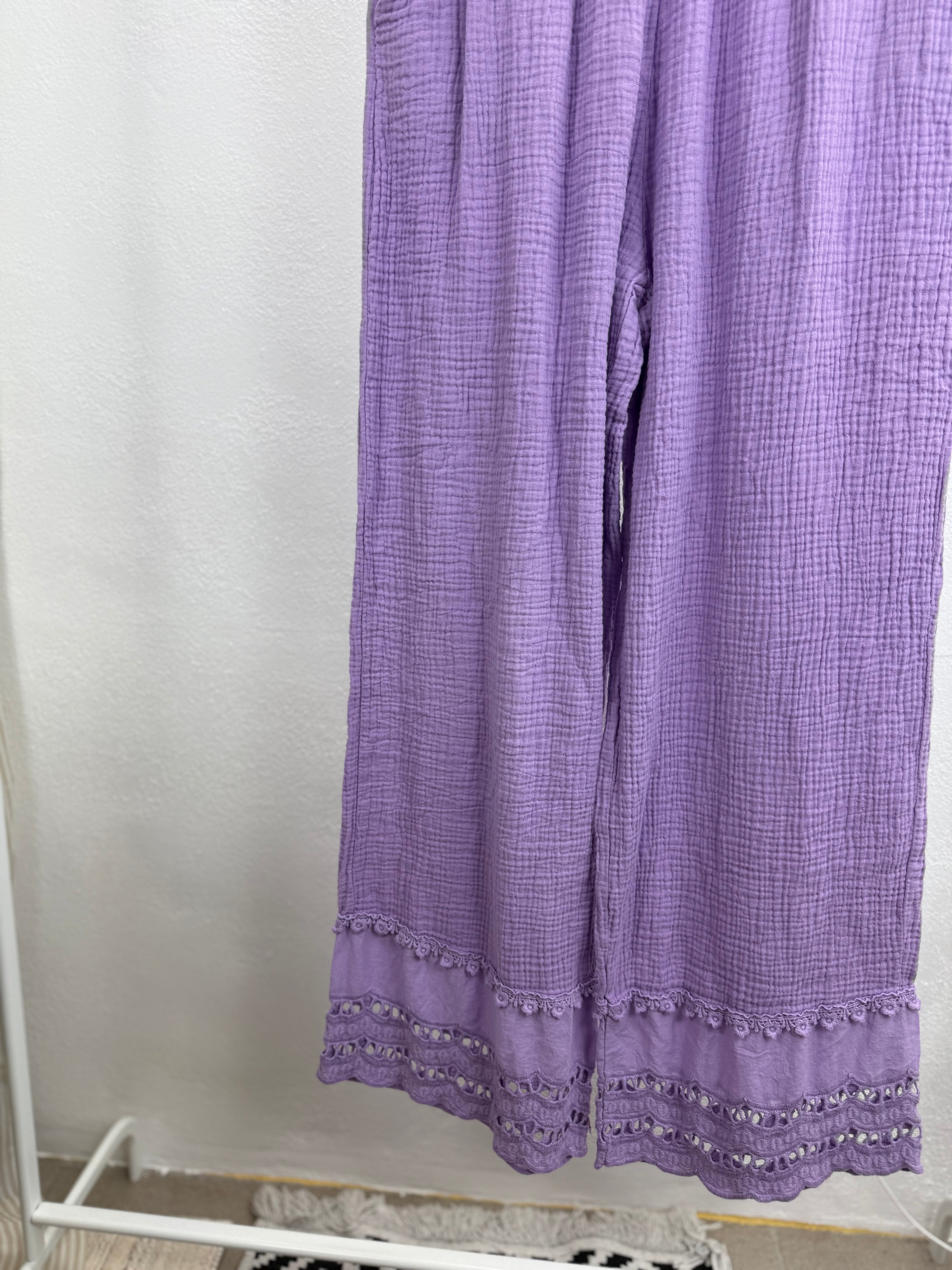 Musselinhose MARY - 100% Baumwolle mit Spitzendetail