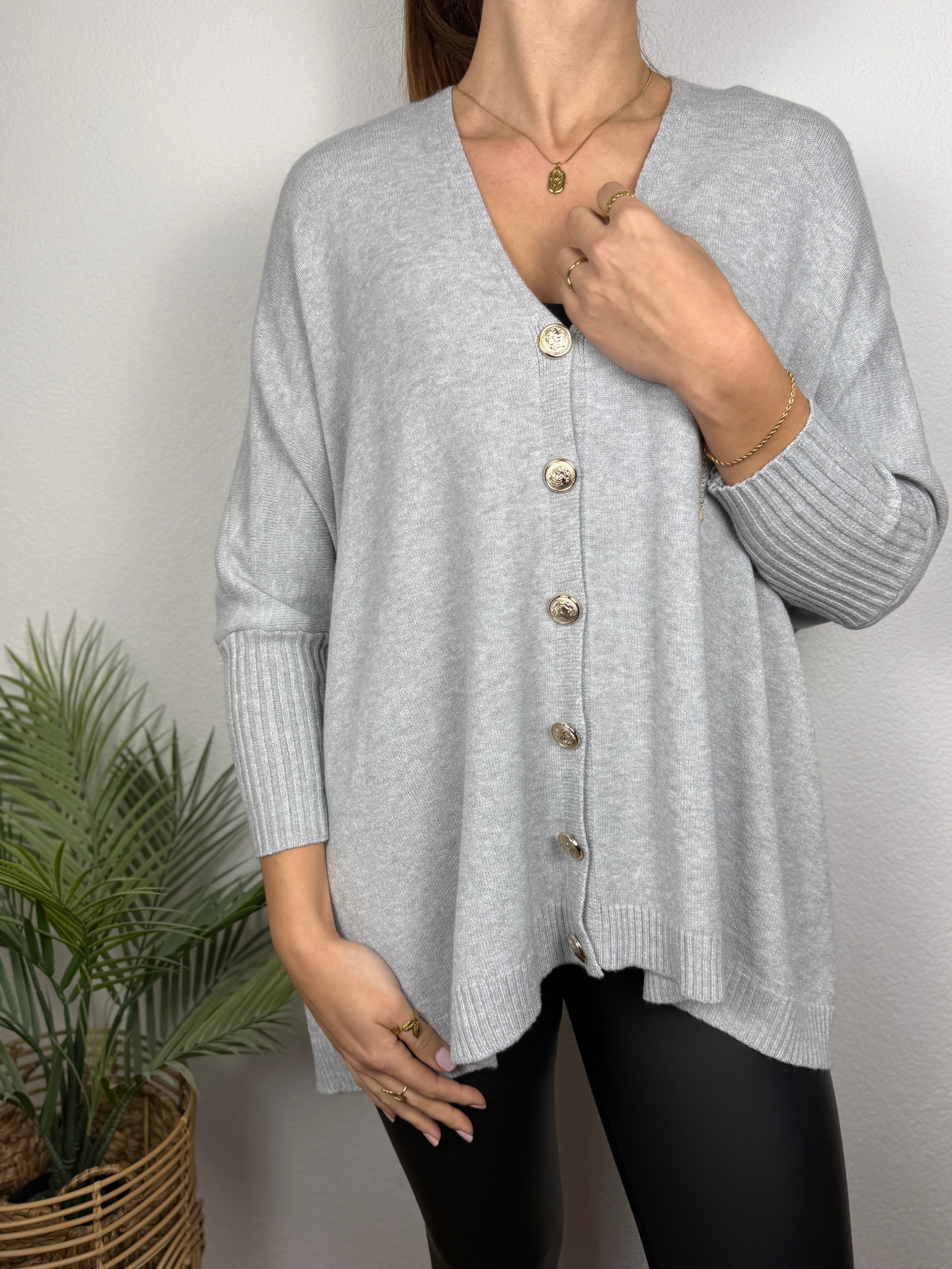 Ultra Oversize Strickjacke Elisa mit Knöpfen - butterweich dank Viskose (Kopie)