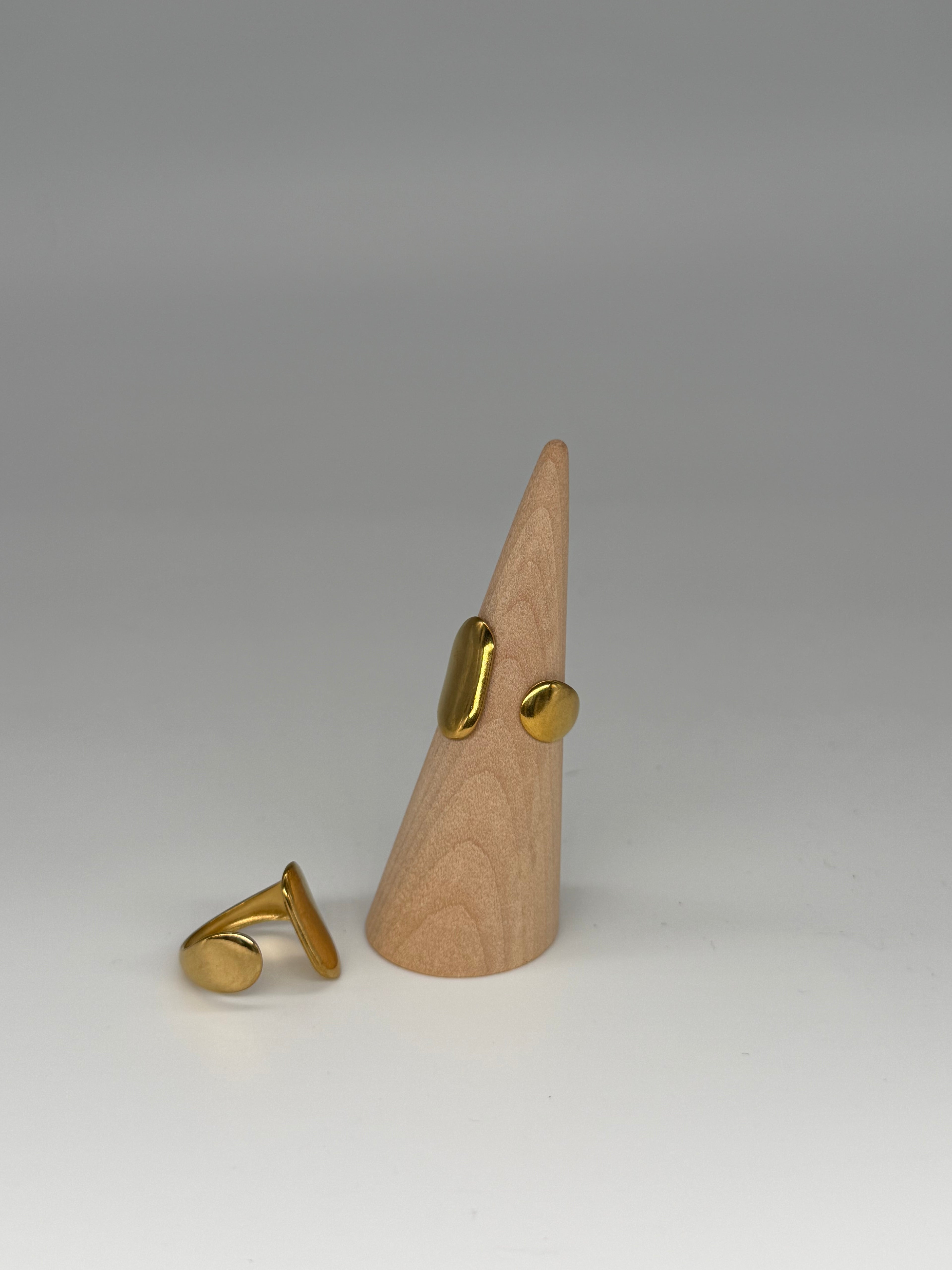 AURA Ring - Edelstahl, 18K vergoldet + größenverstellbar