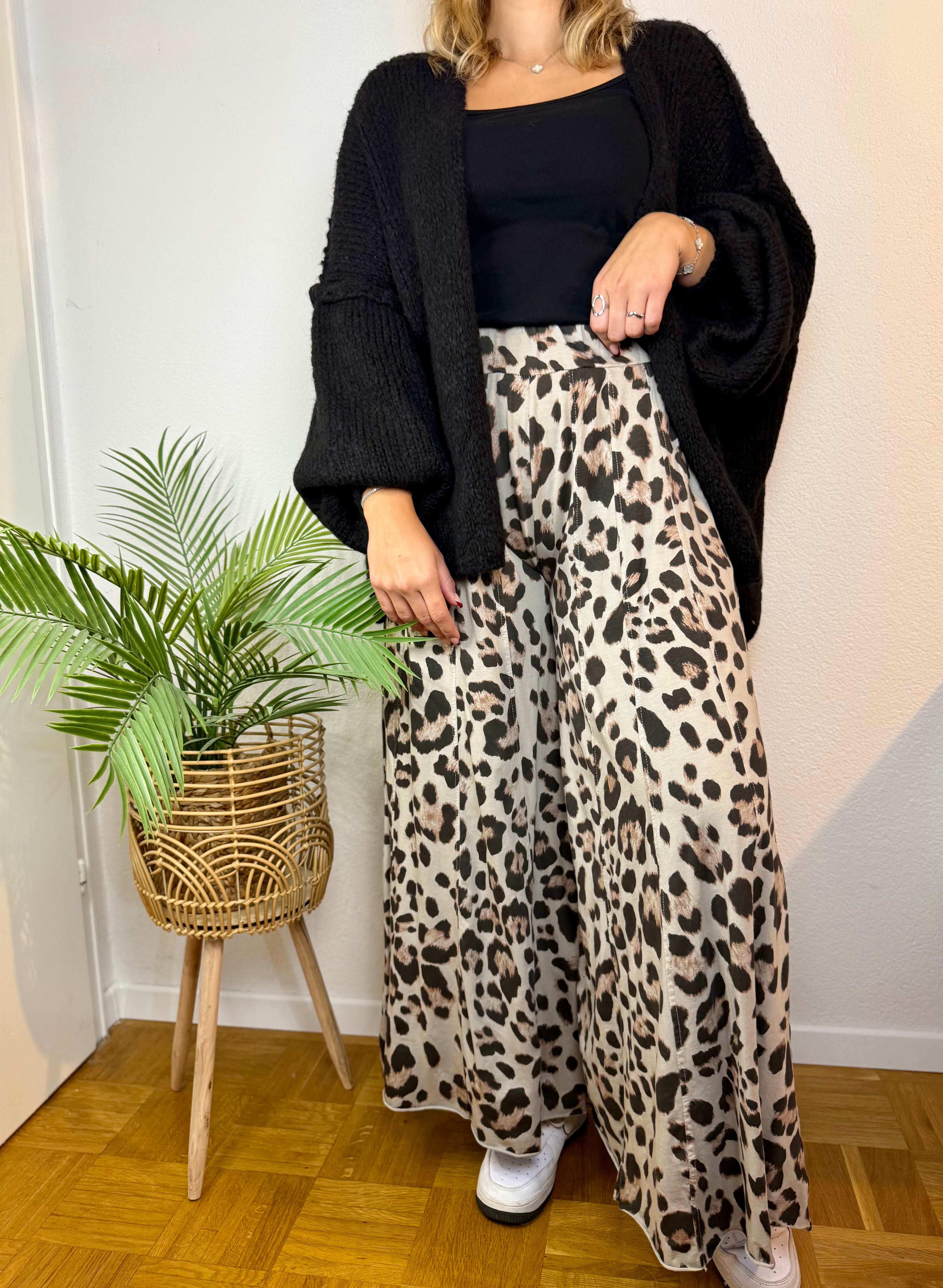 Ultra wide leg Hose mit Leoprint