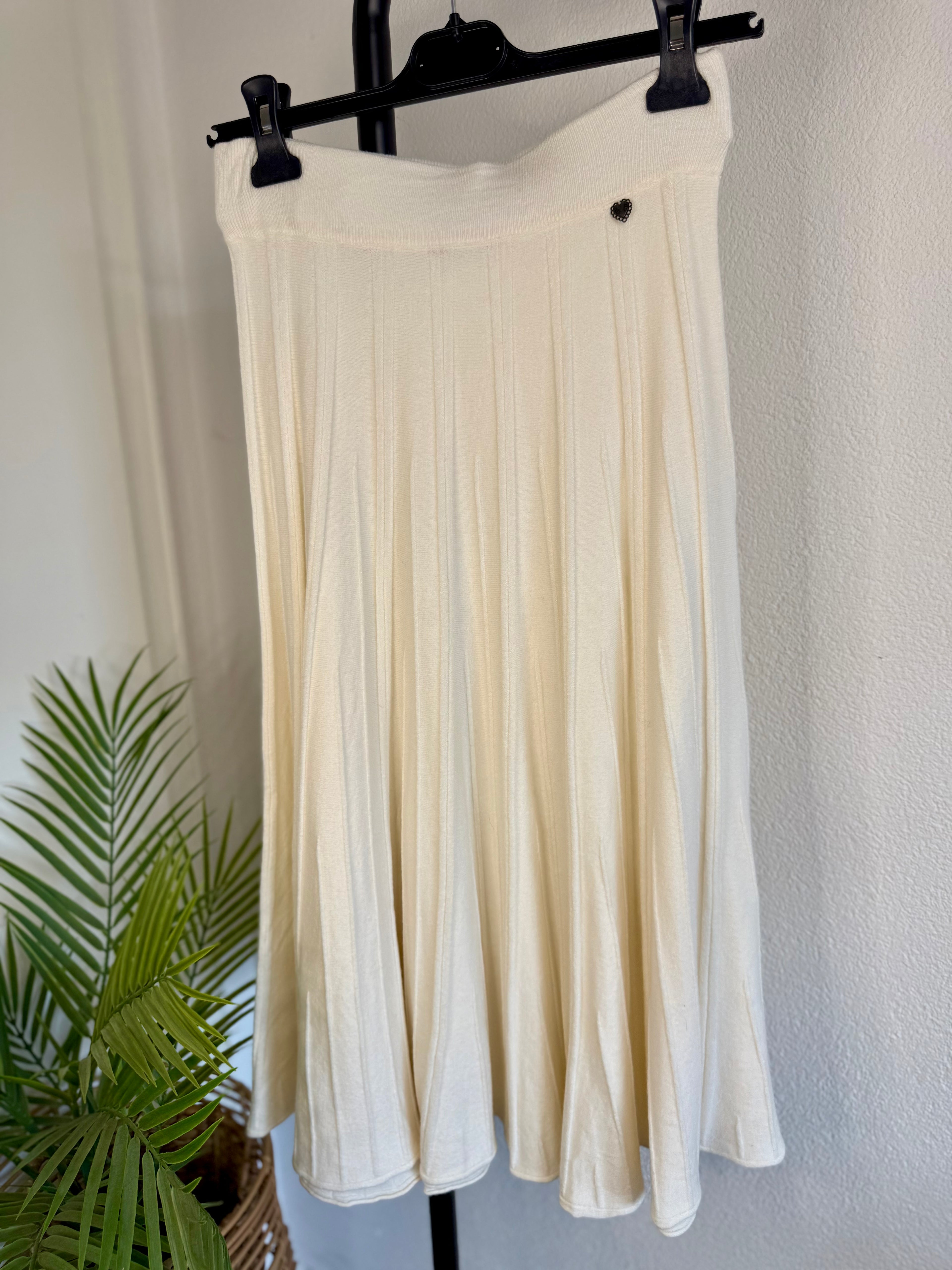 Weicher Strickrock mit Viskose