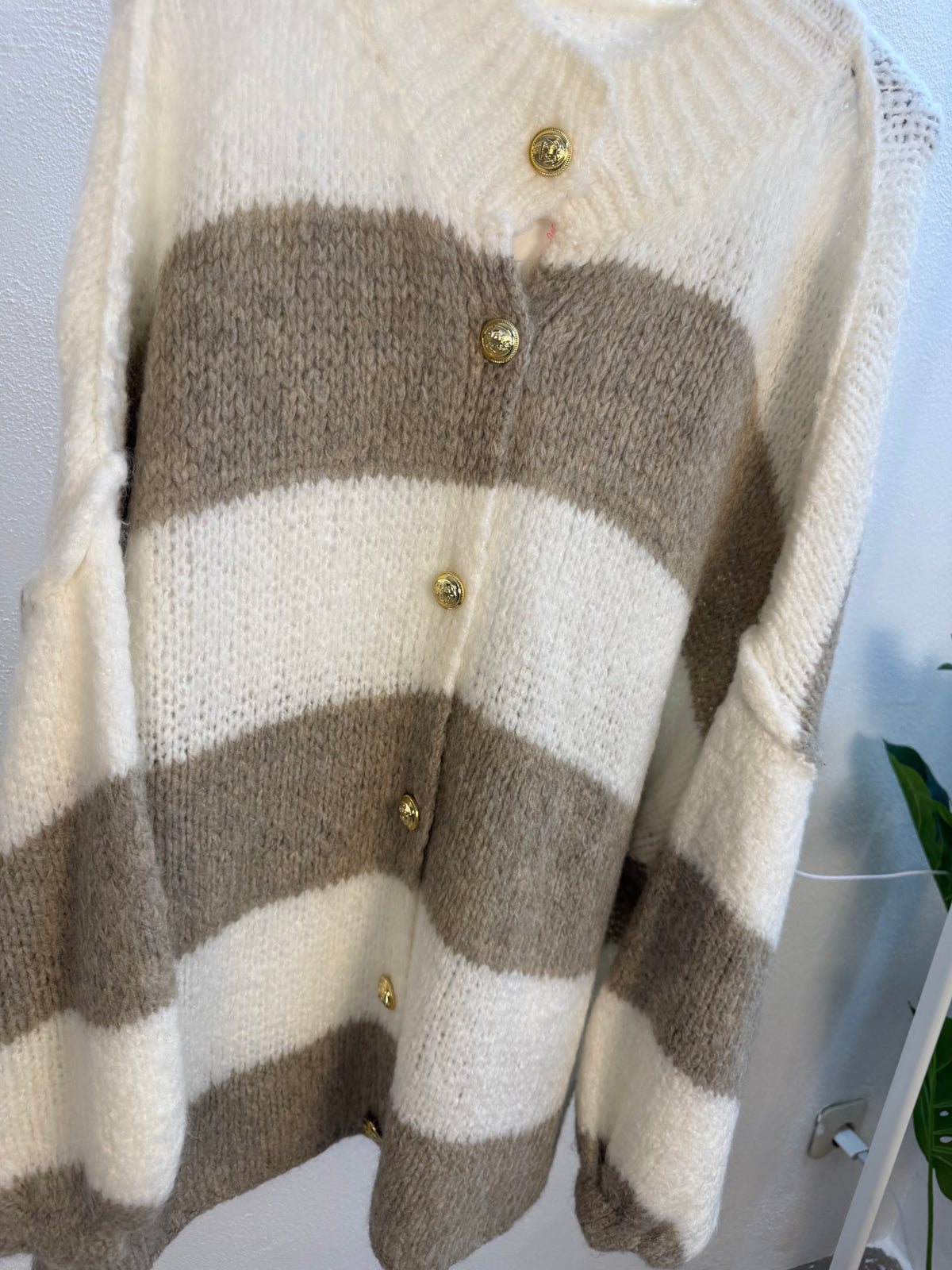 Ultra Oversize Cardigan gestreift mit Knopfleiste