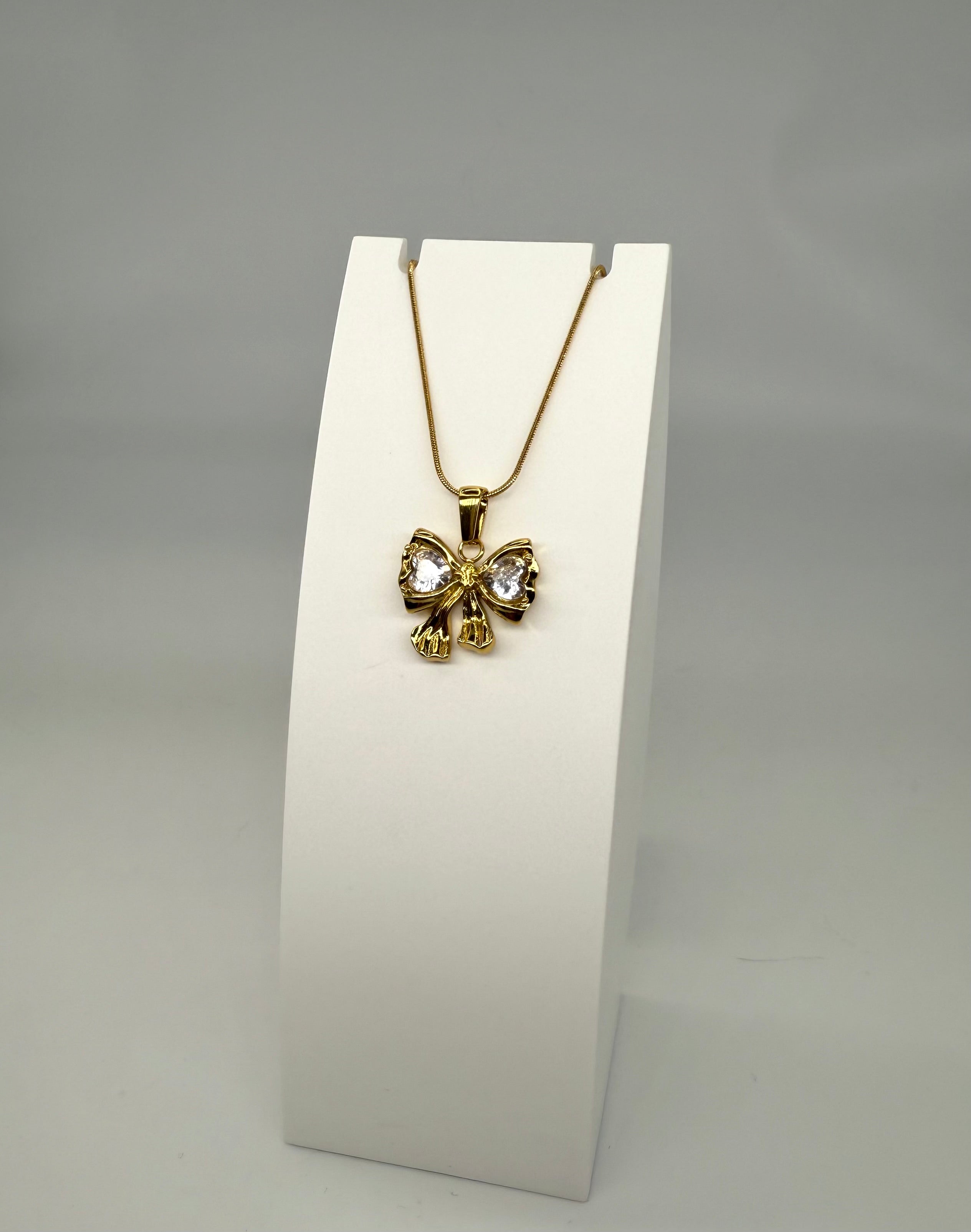 Kette mit Schleife aus Edelstahl