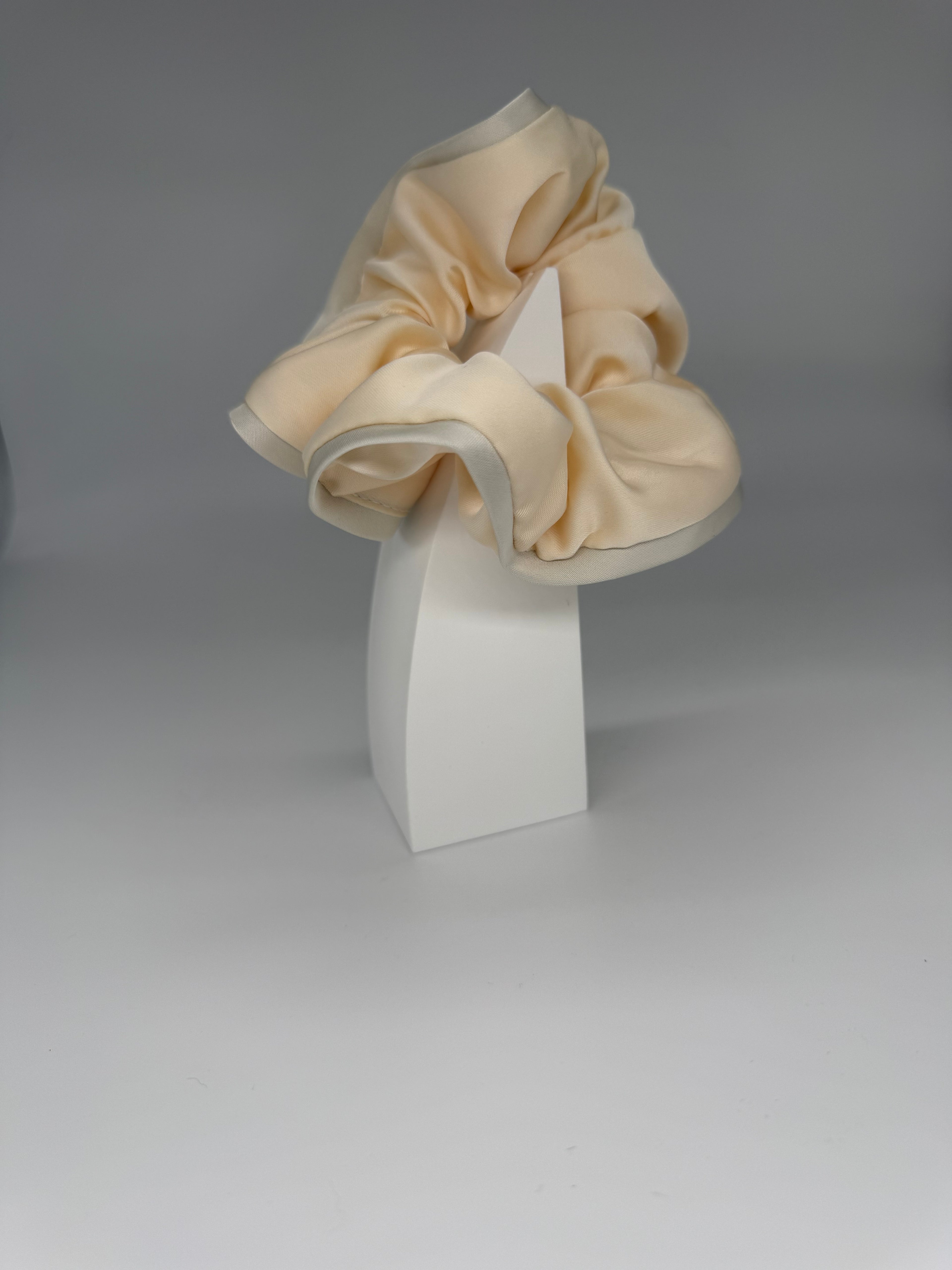 Scrunchie Flora in Seidenoptik MAXI Size