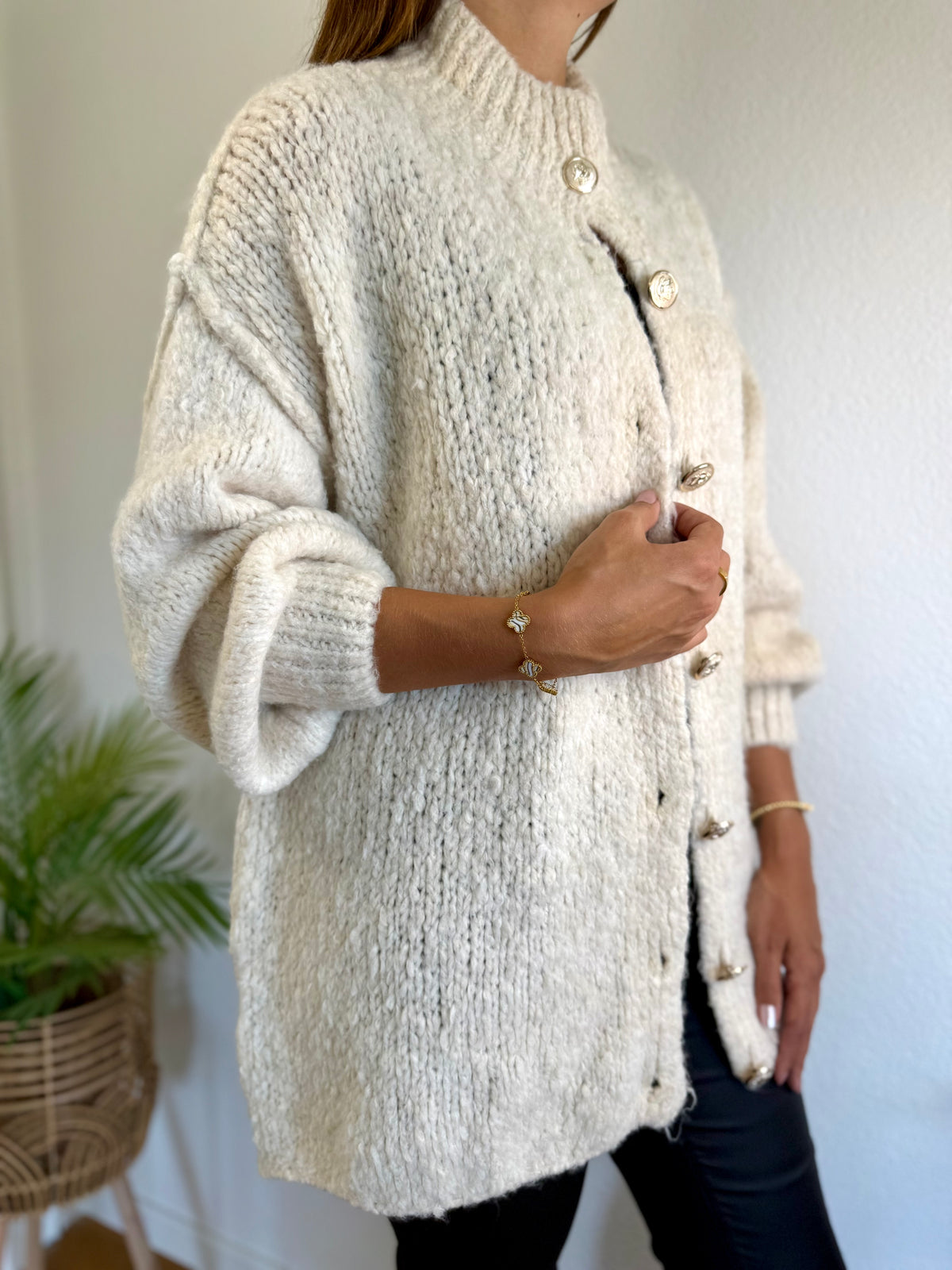 Ultra Oversize Strickcardigan mit Knopfleiste