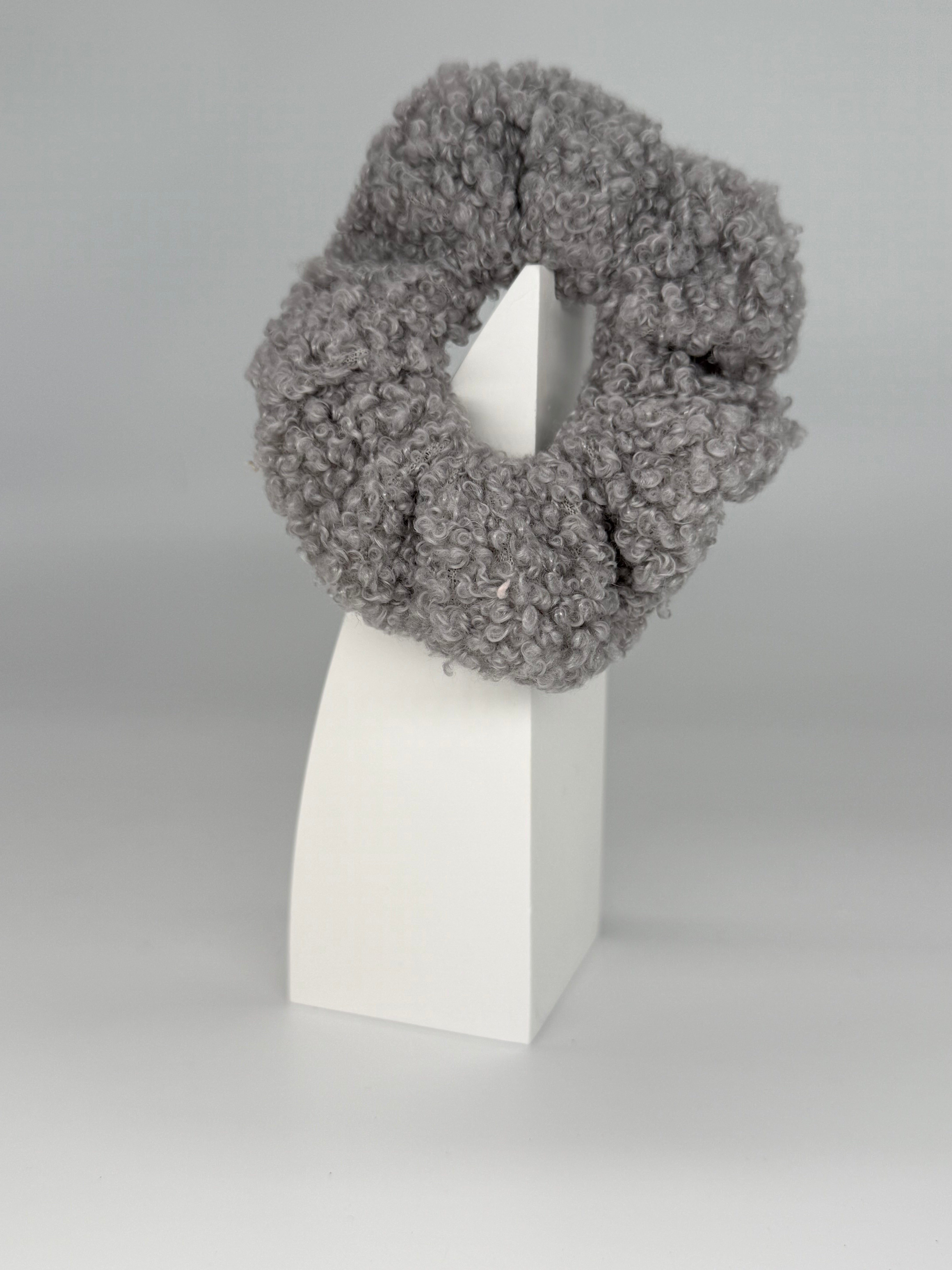 Scrunchie Teddy (Bouclé) MIDI Size