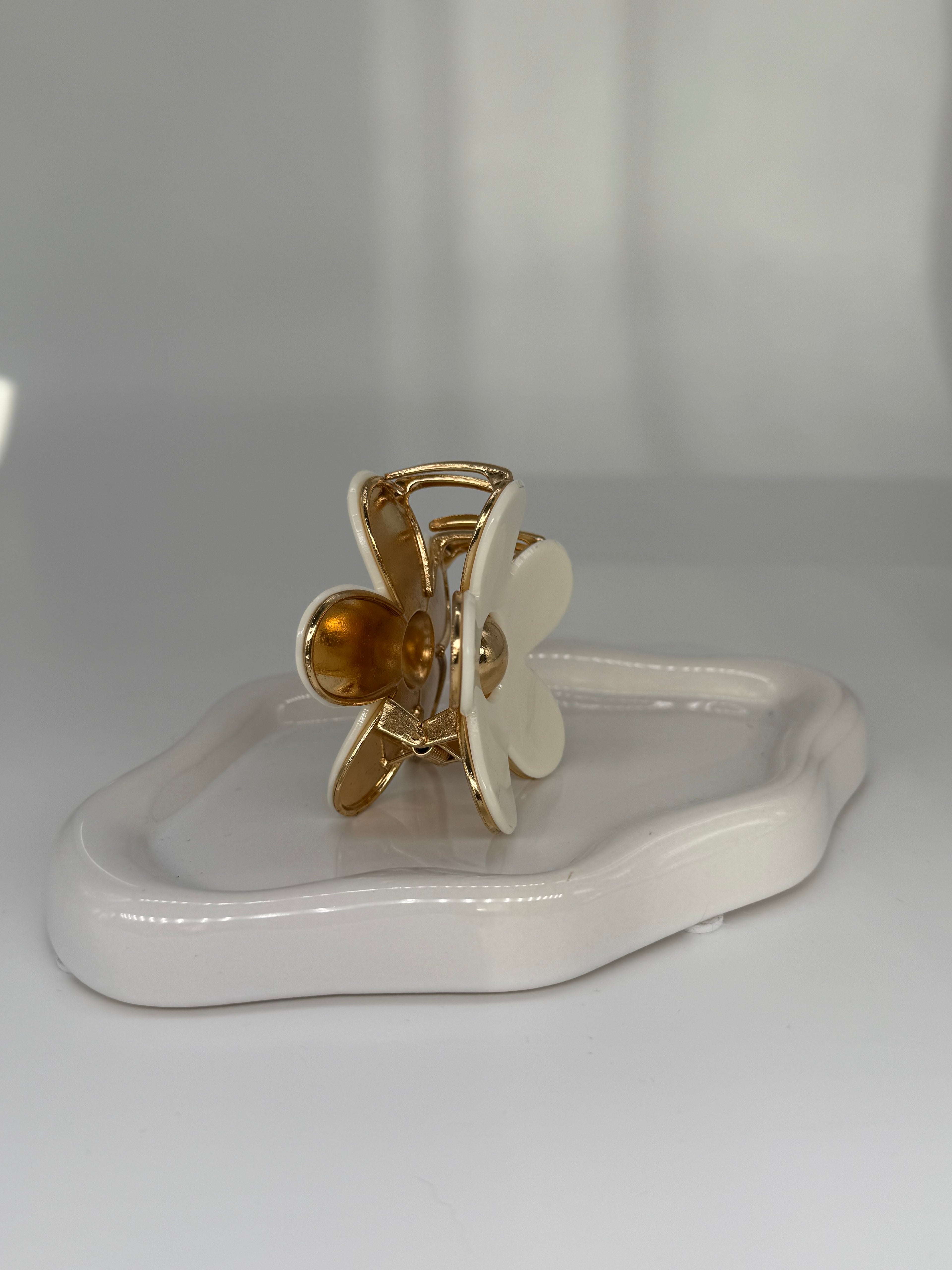 Bloom Haarklammer - chic und elegant.