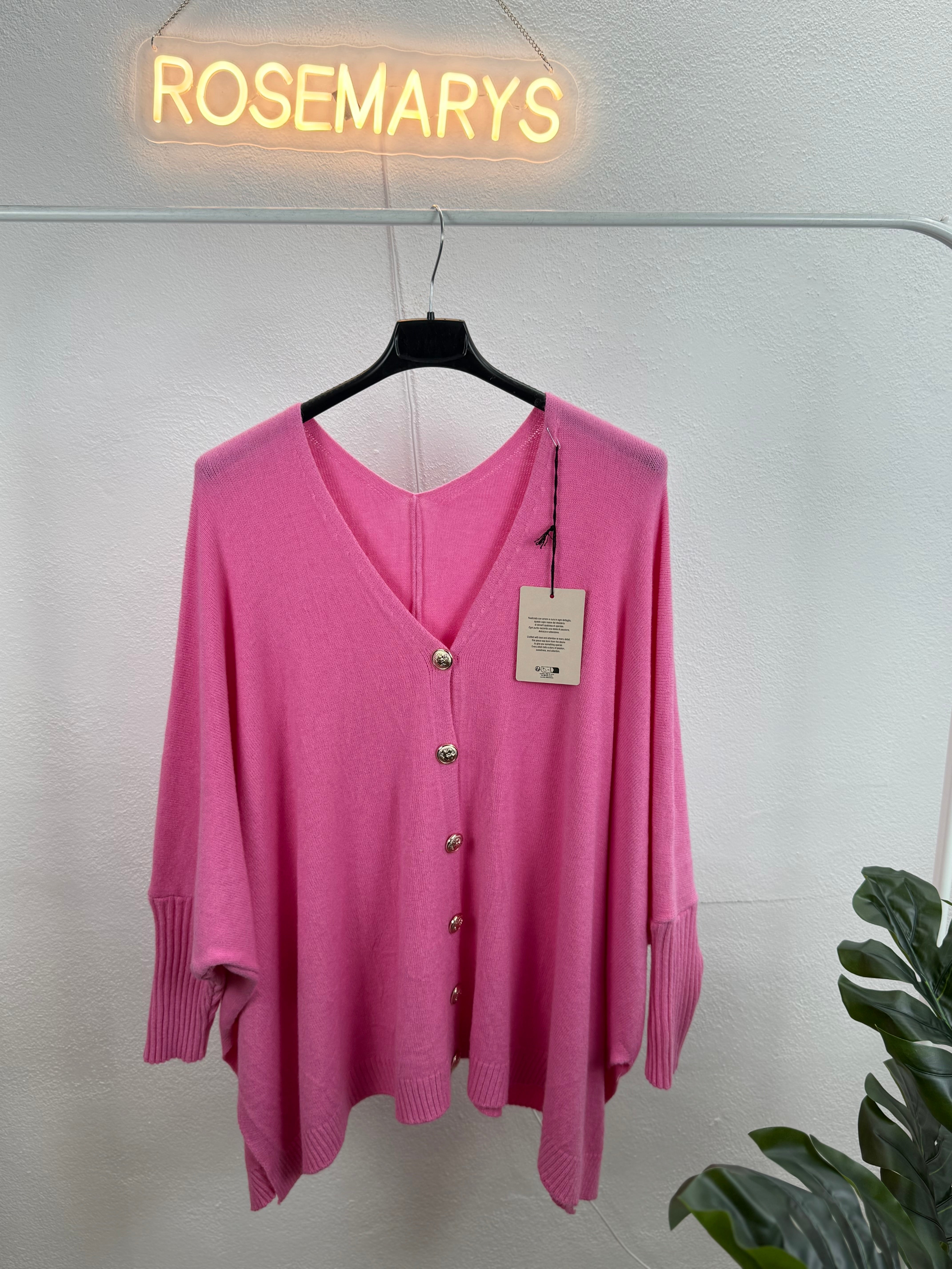 Ultra Oversize Strickjacke Elisa mit Knöpfen - butterweich dank Viskose (Kopie)