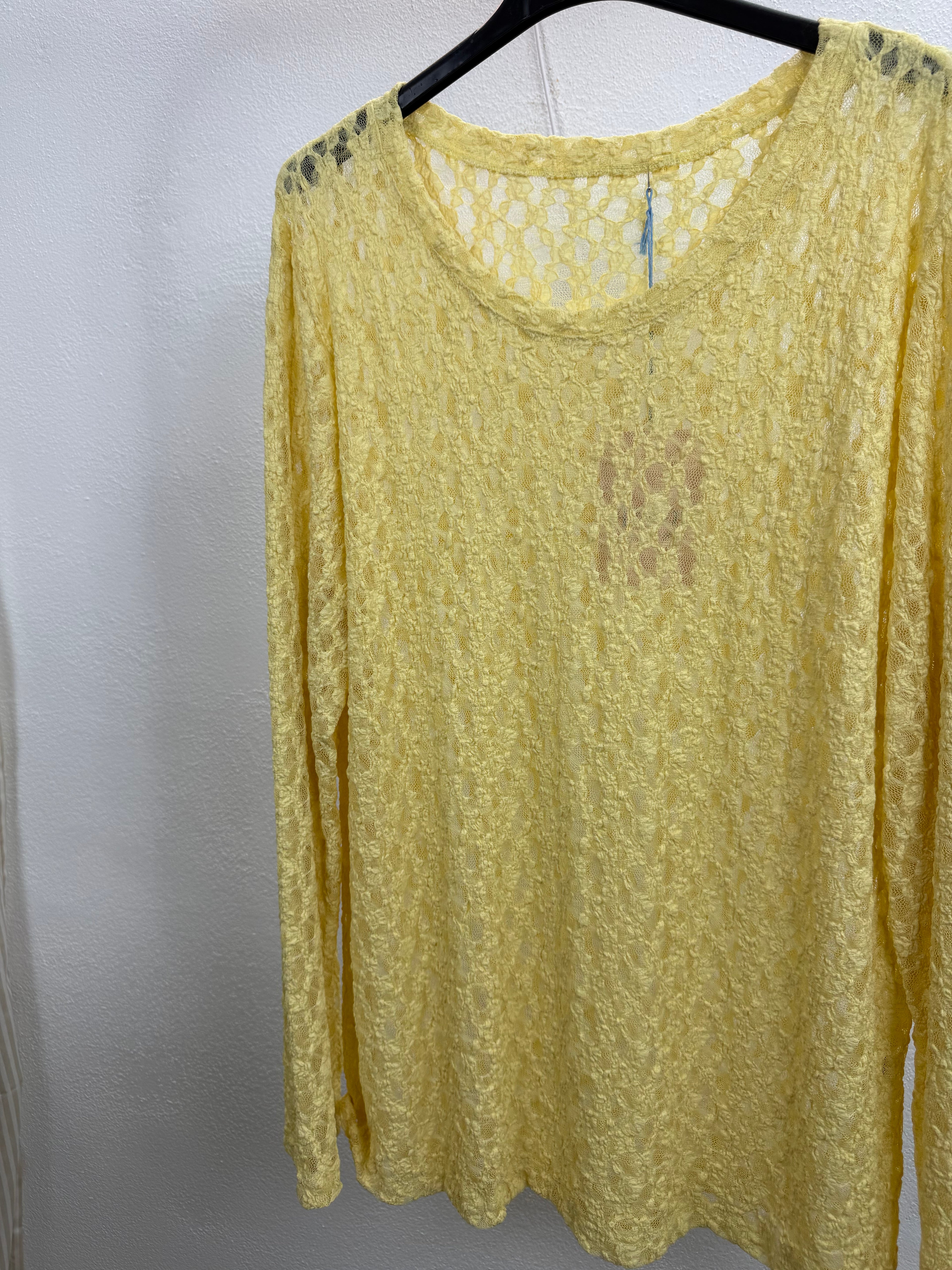 Leichtes Shirt mit Spitze - LUCY